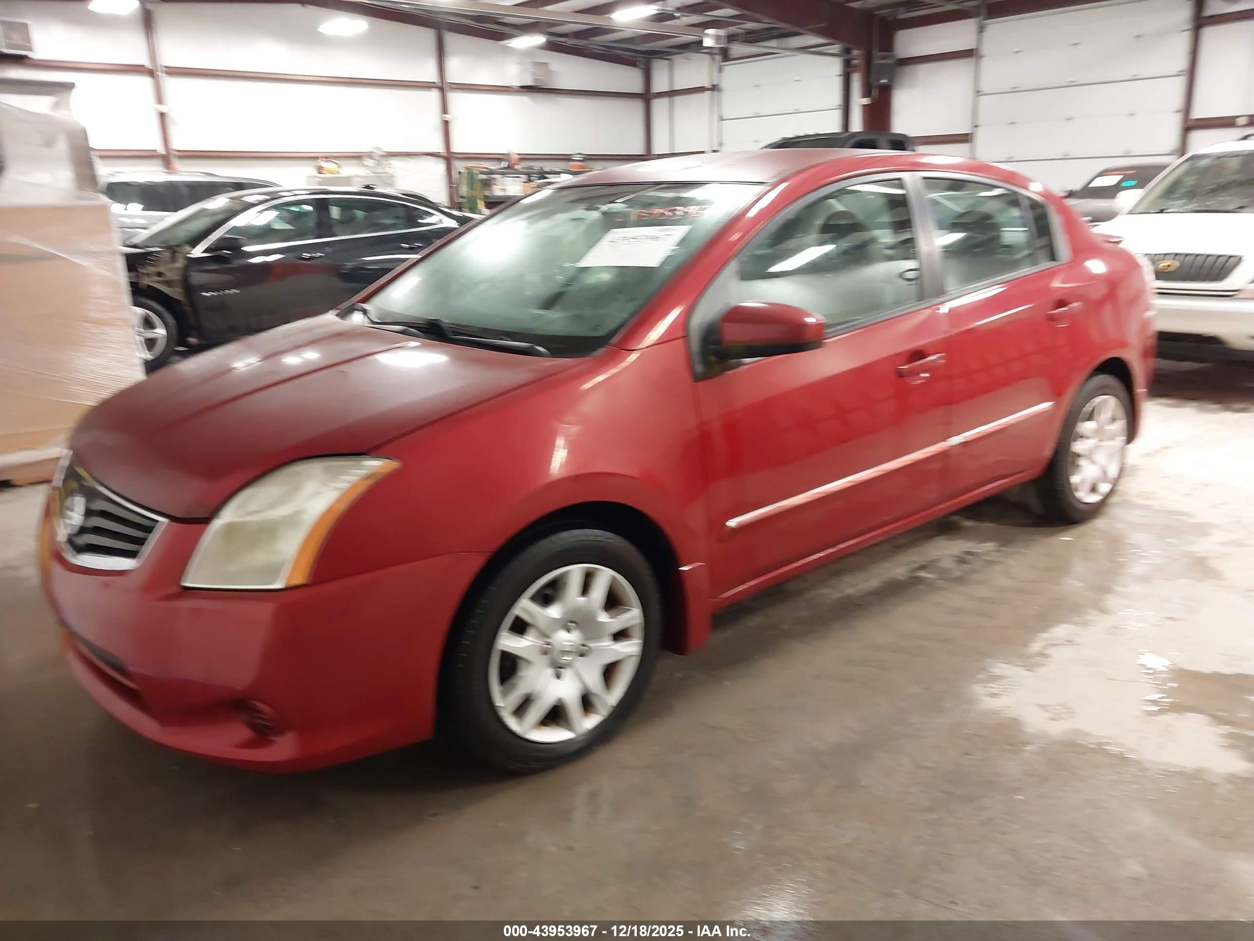 NISSAN SENTRA image 2