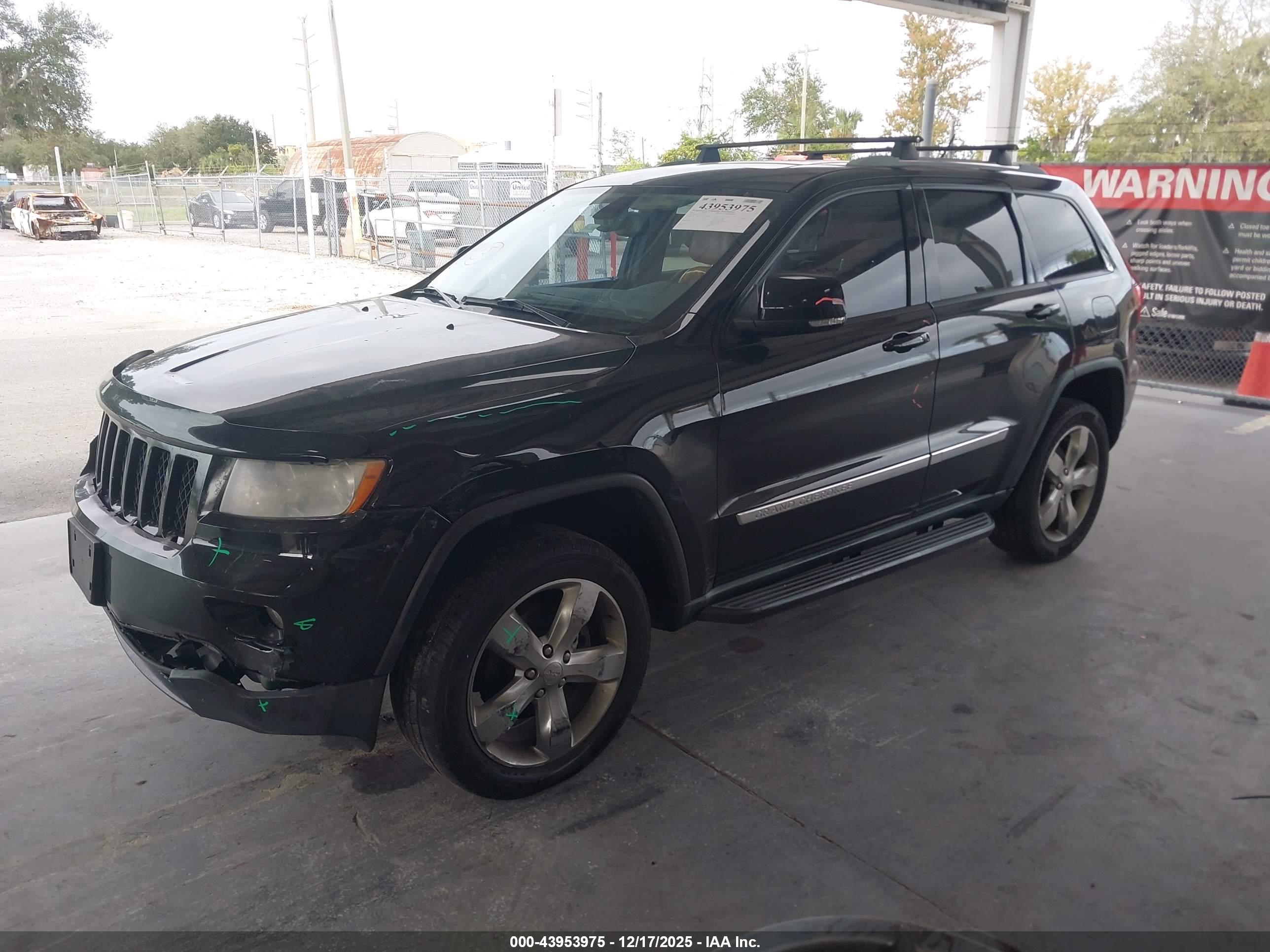 JEEP GRAND image 2