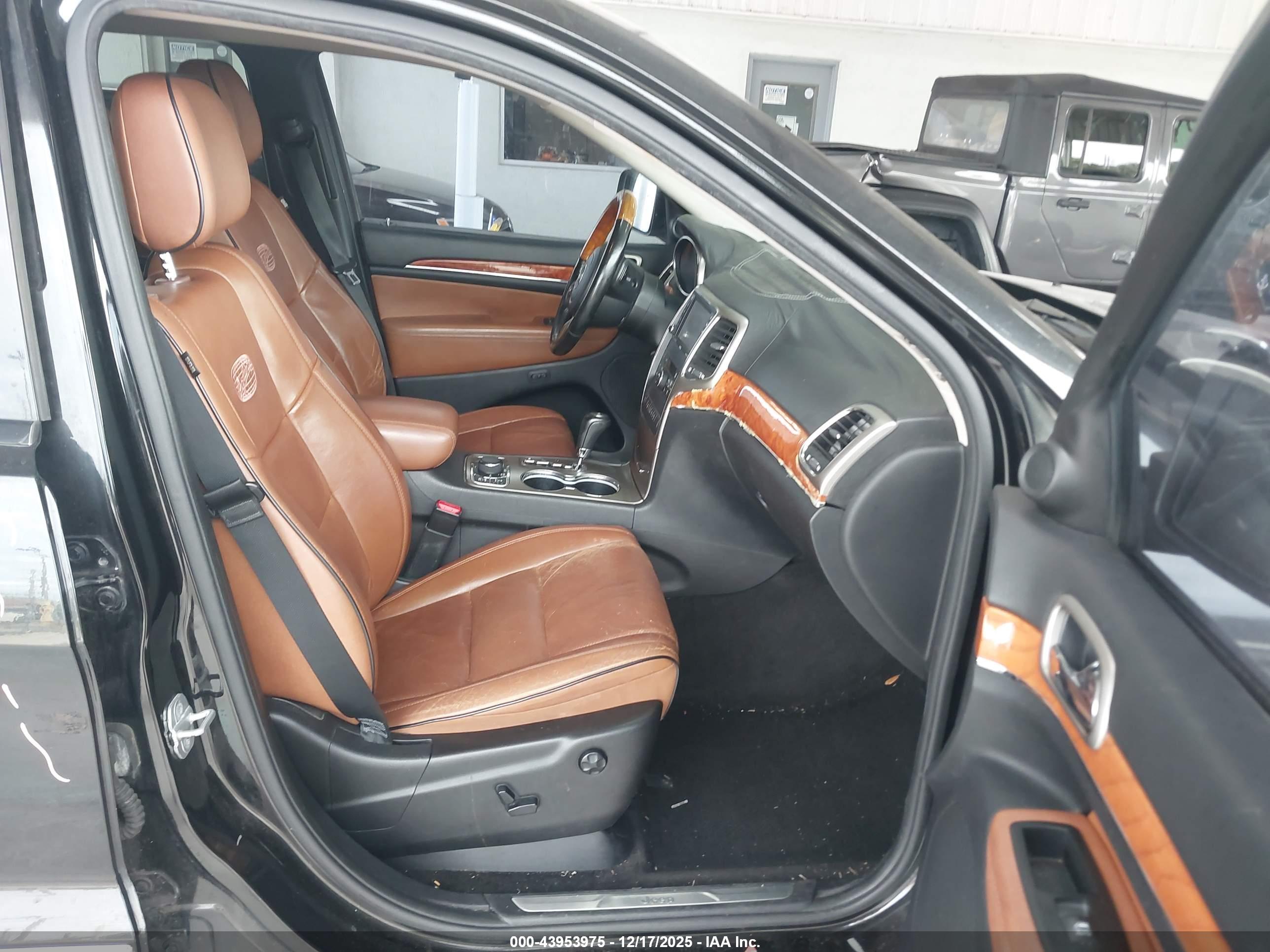 JEEP GRAND image 5