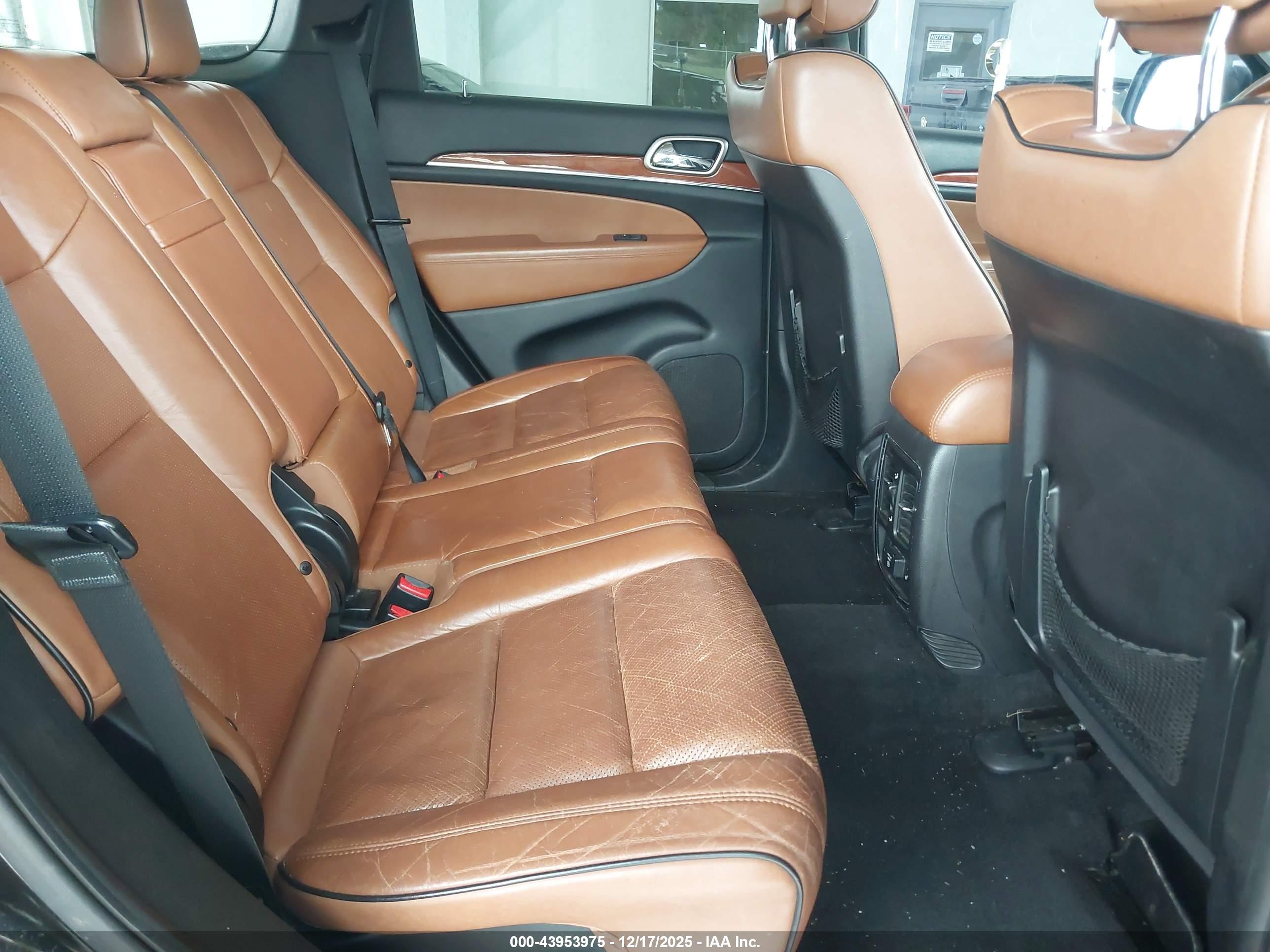 JEEP GRAND image 8