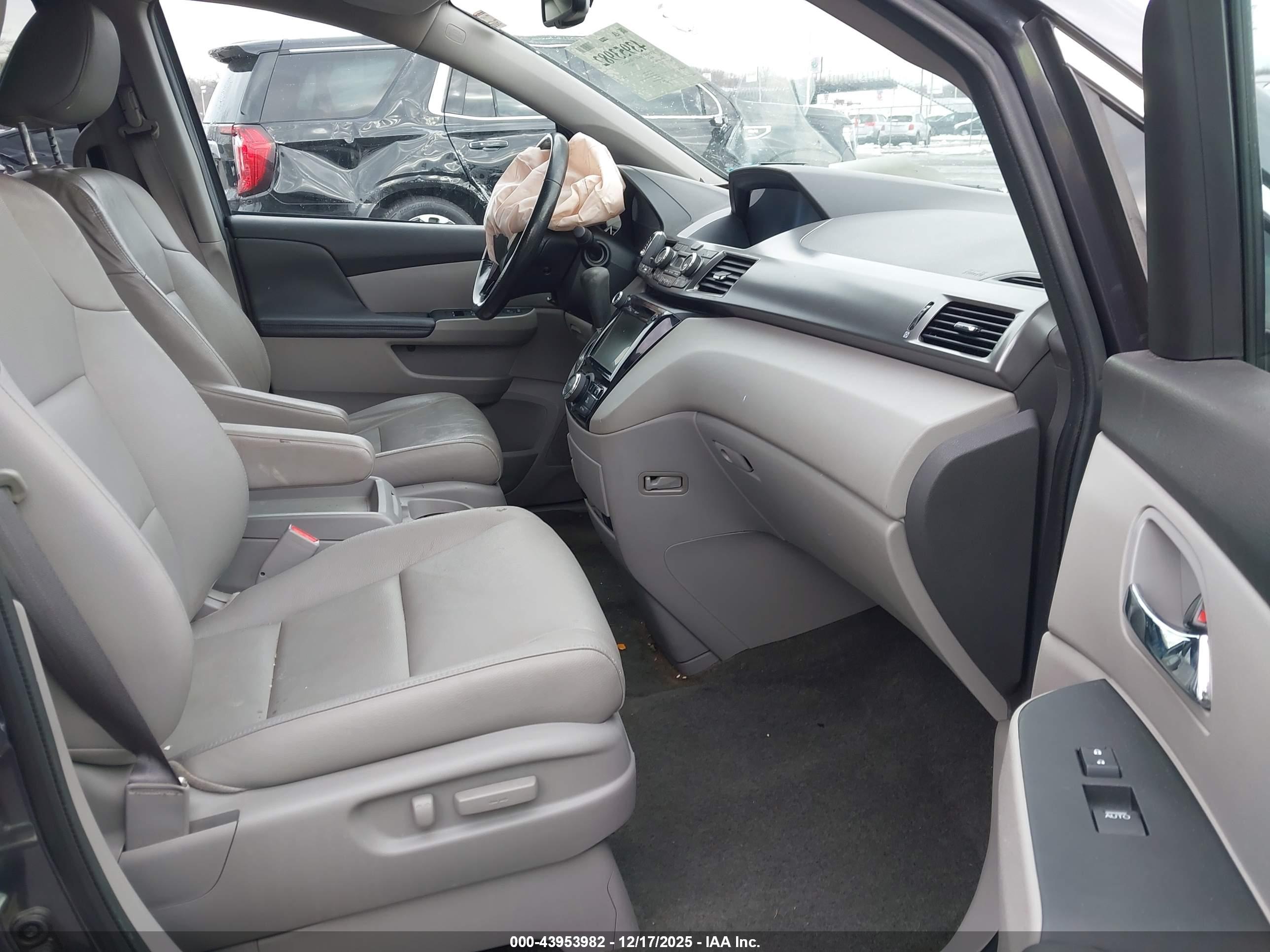 HONDA ODYSSEY image 5