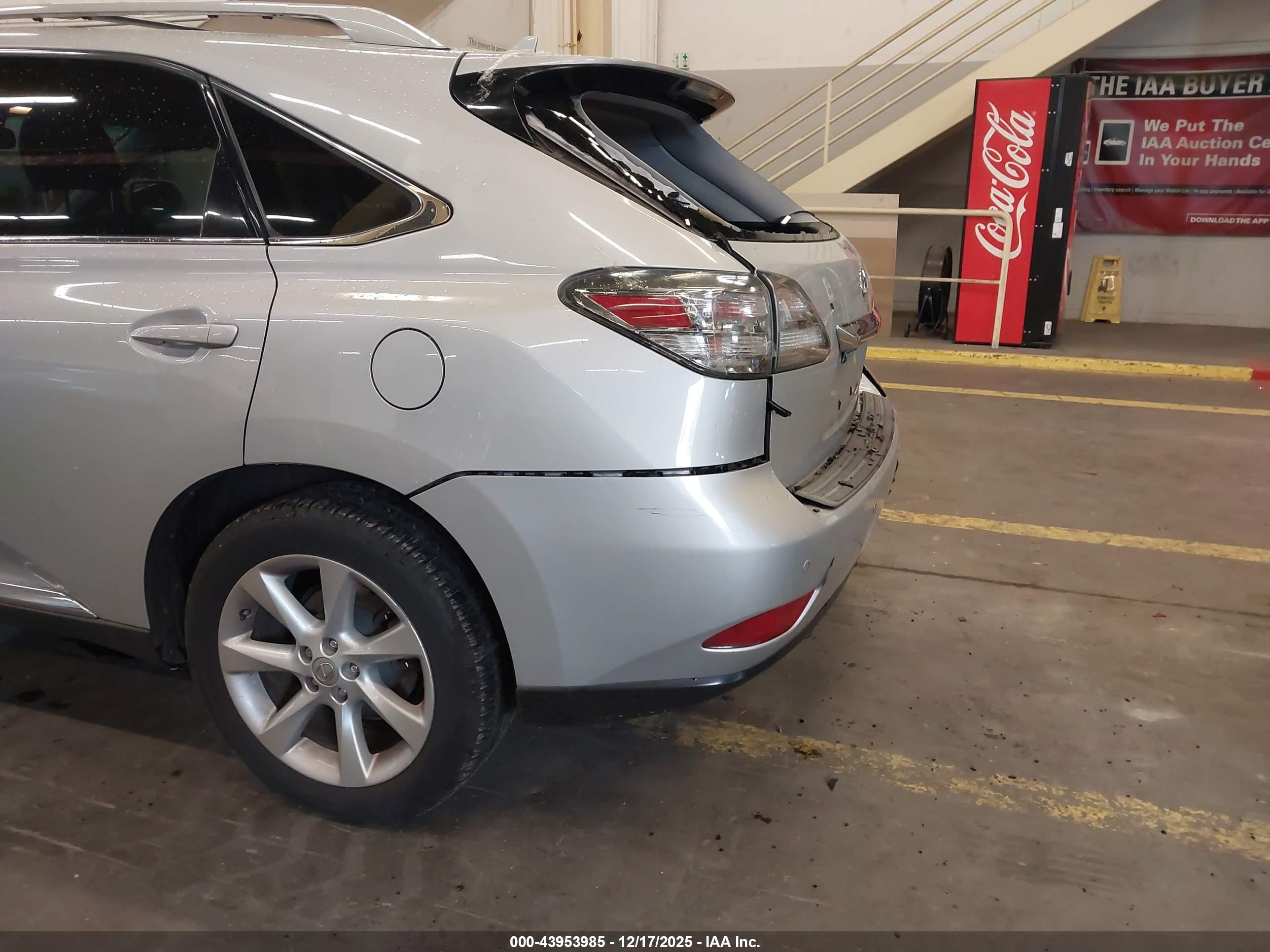 LEXUS RX image 6