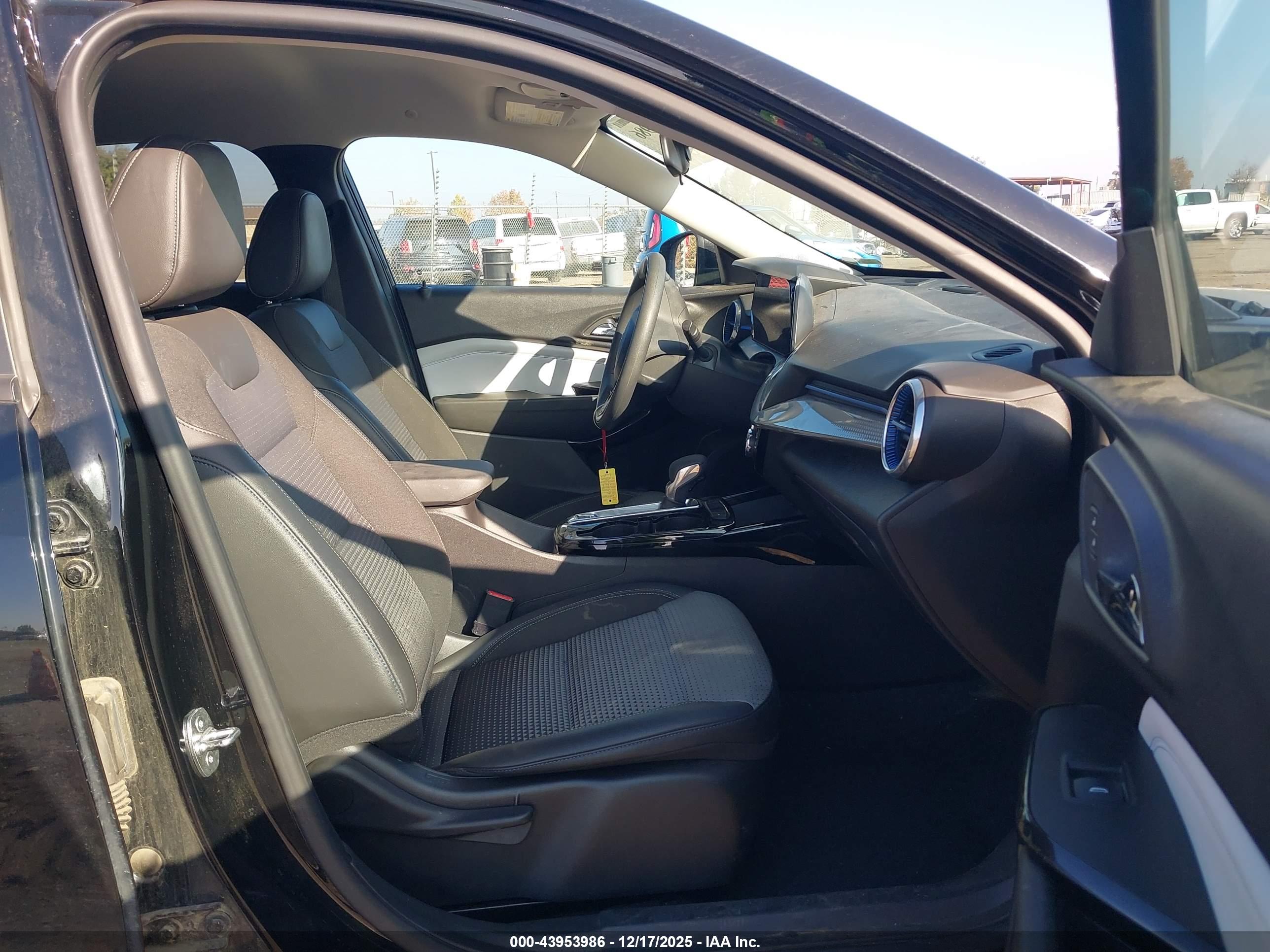 CHEVROLET TRAX image 5
