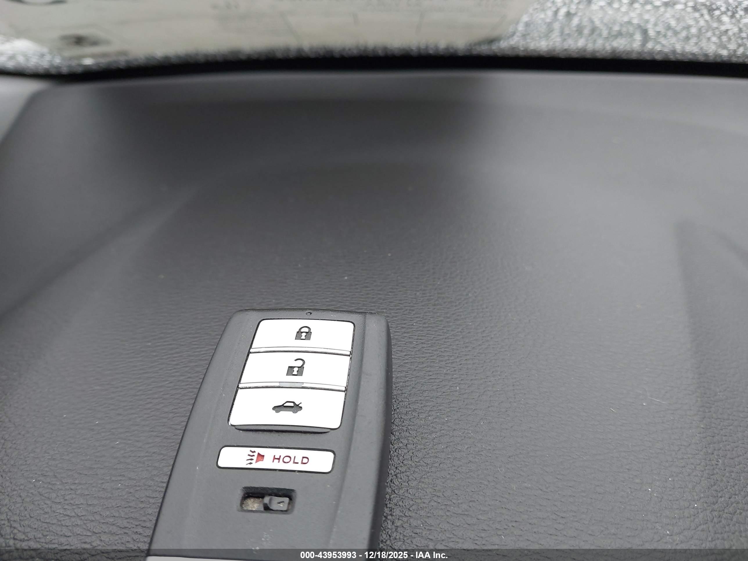 ACURA TLX image 11