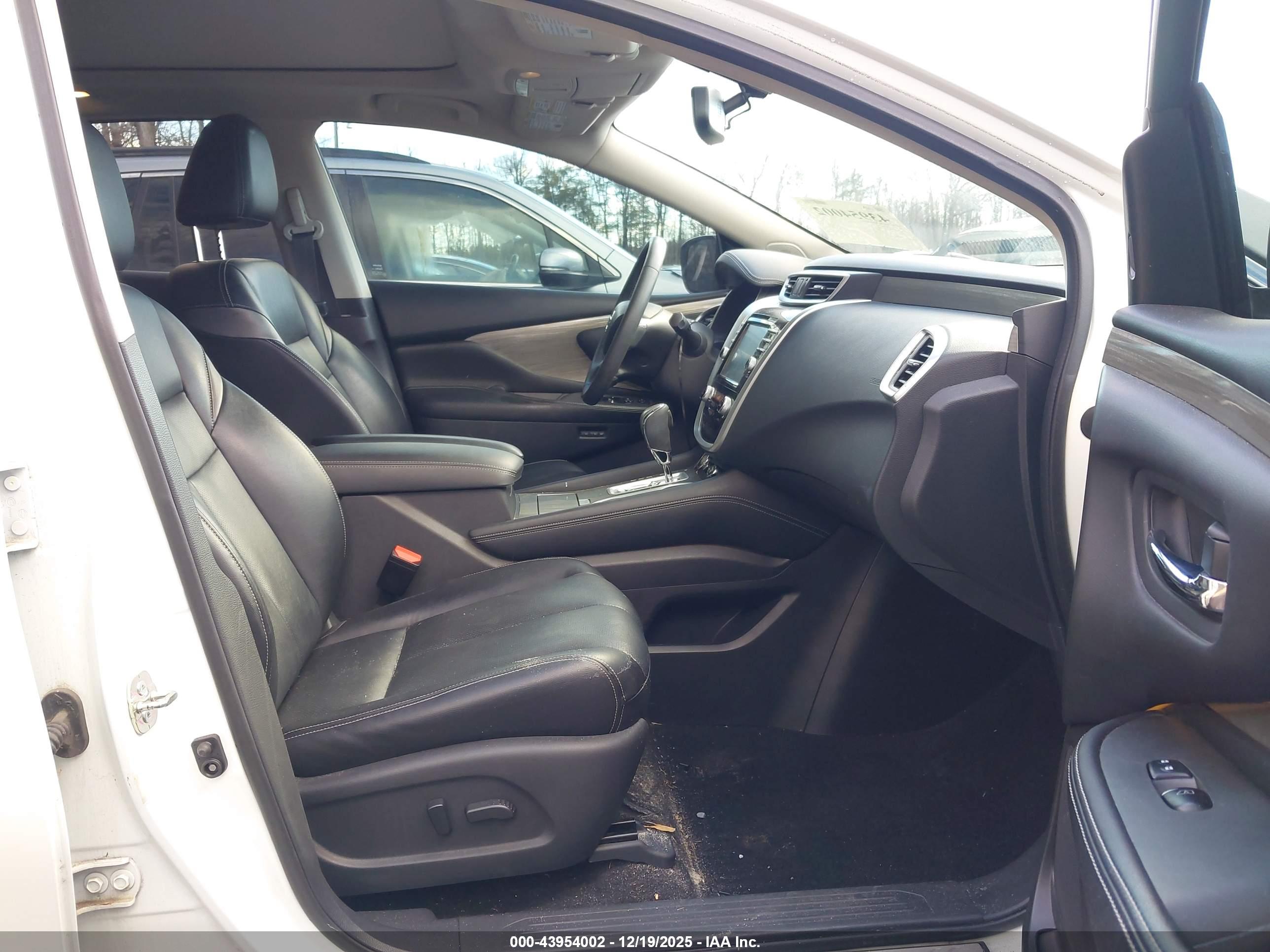 NISSAN MURANO image 5