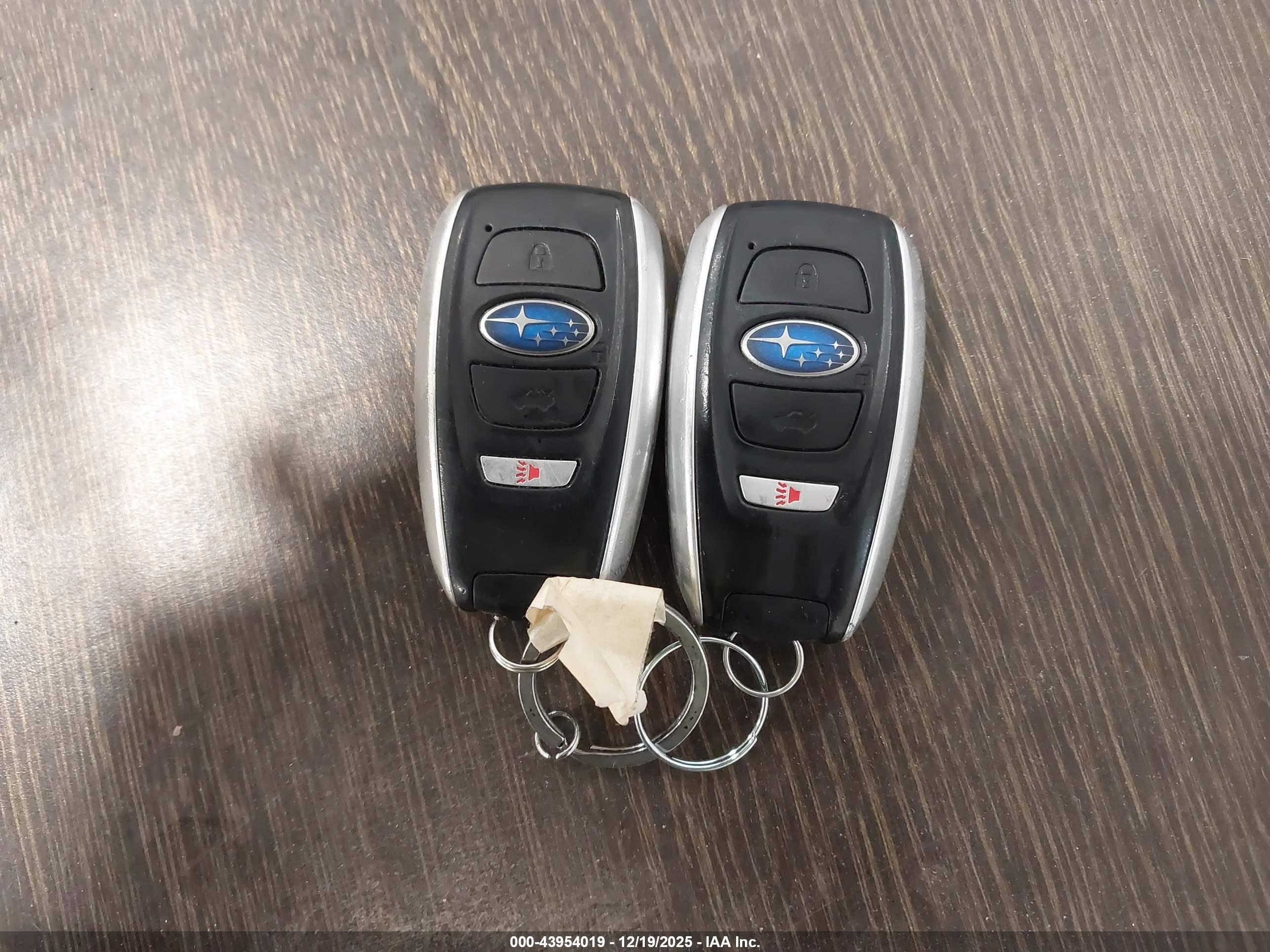 SUBARU OUTBACK image 11