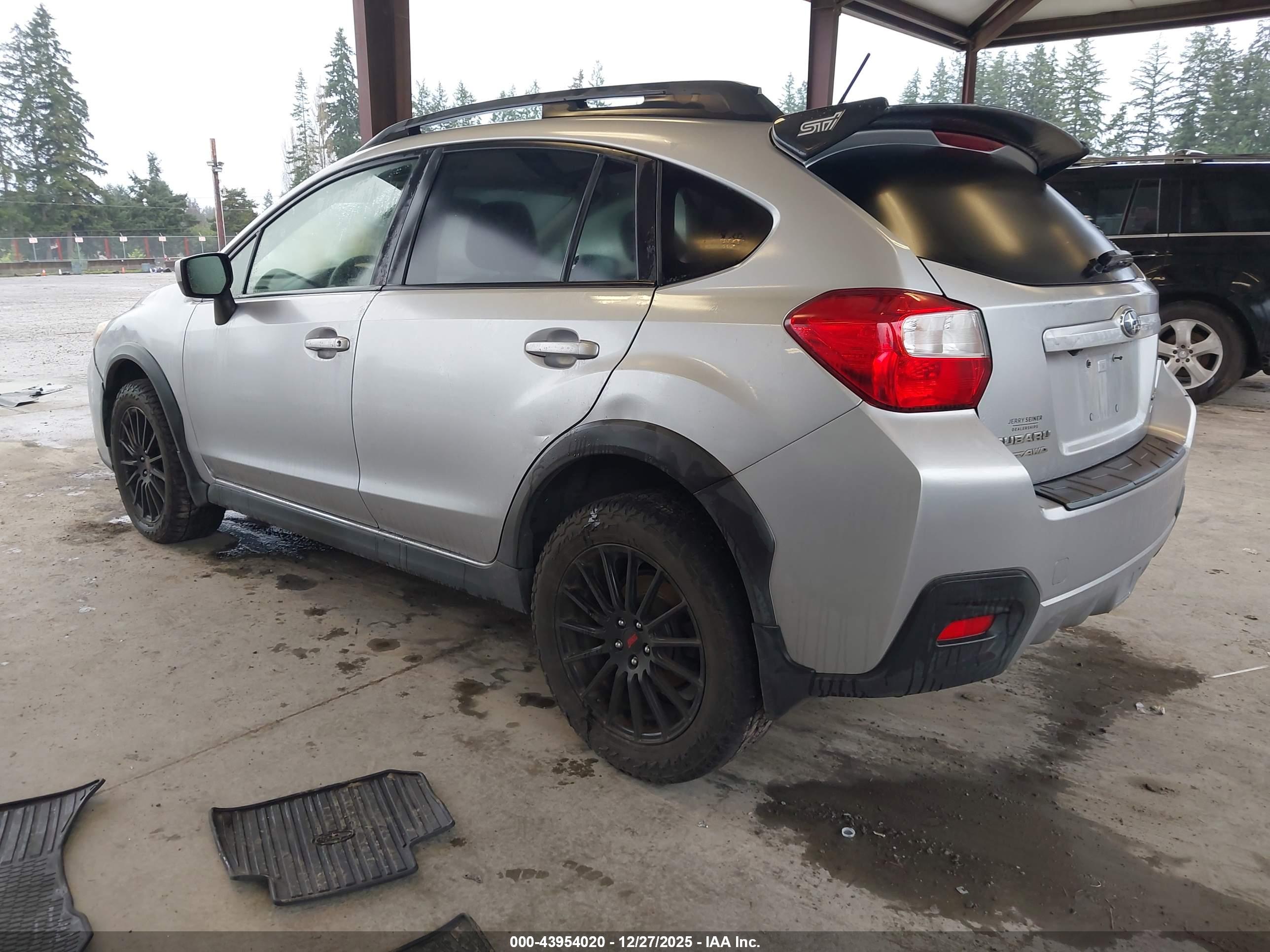 SUBARU CROSSTREK image 3
