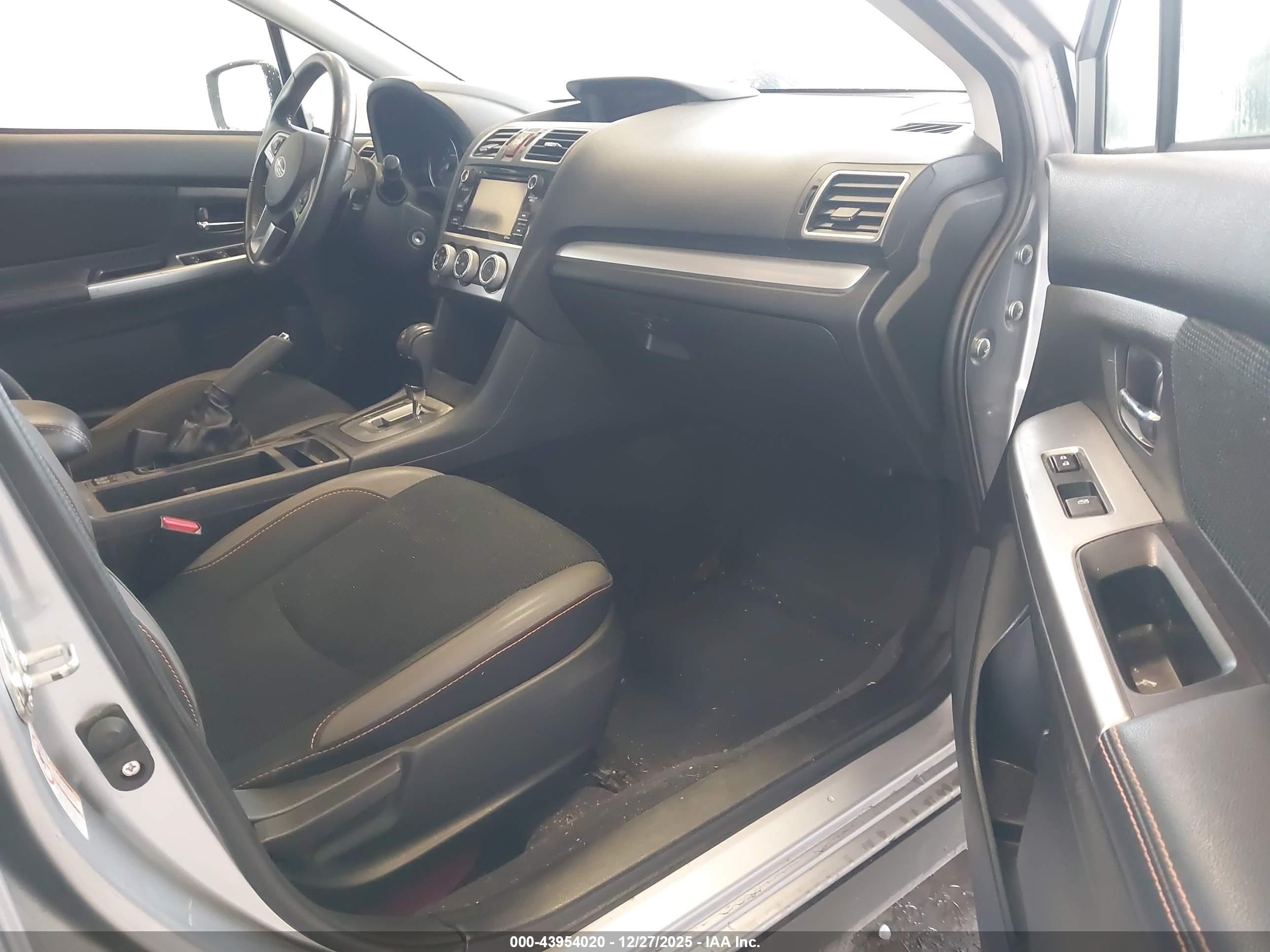 SUBARU CROSSTREK image 5