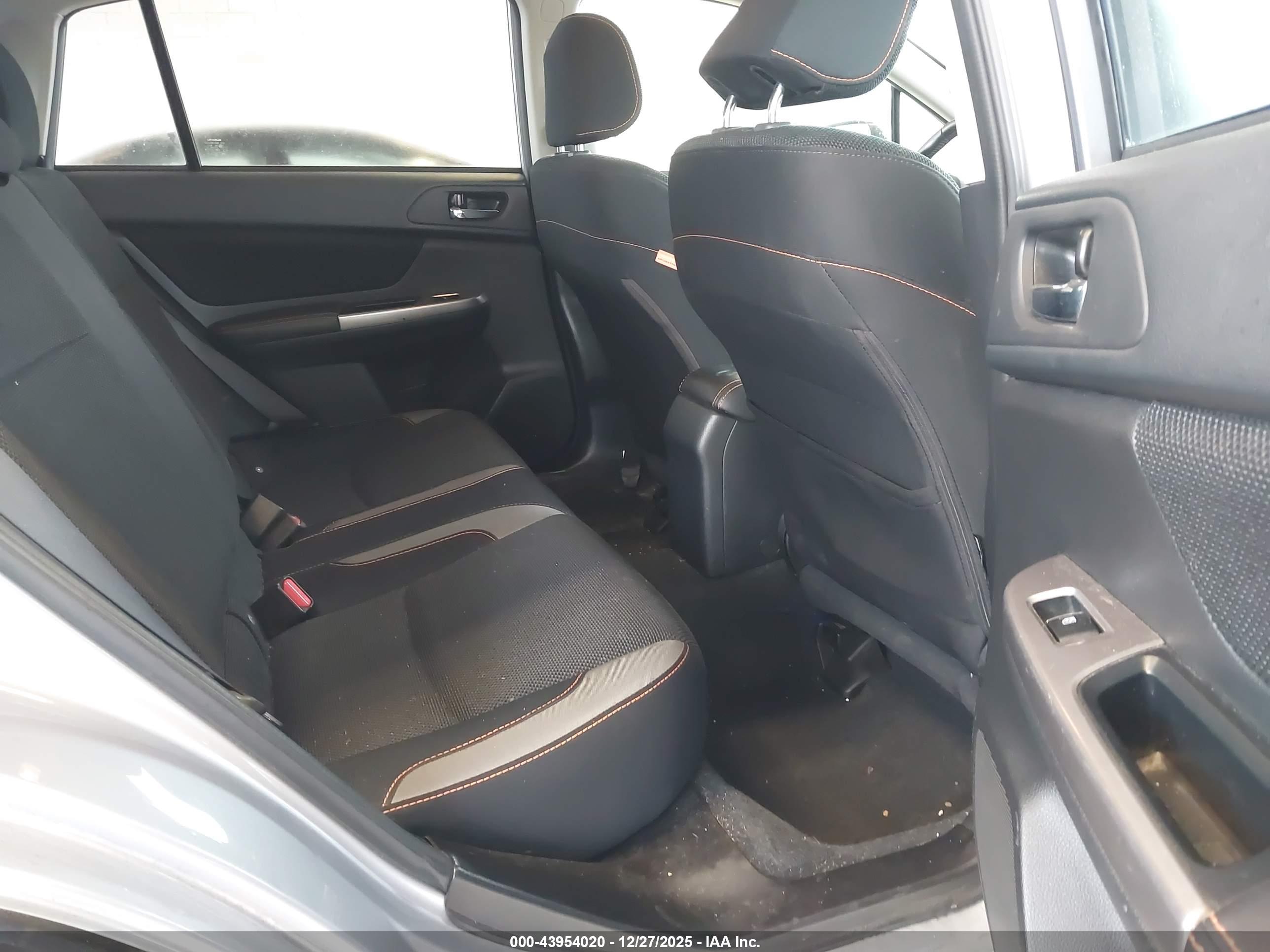 SUBARU CROSSTREK image 8