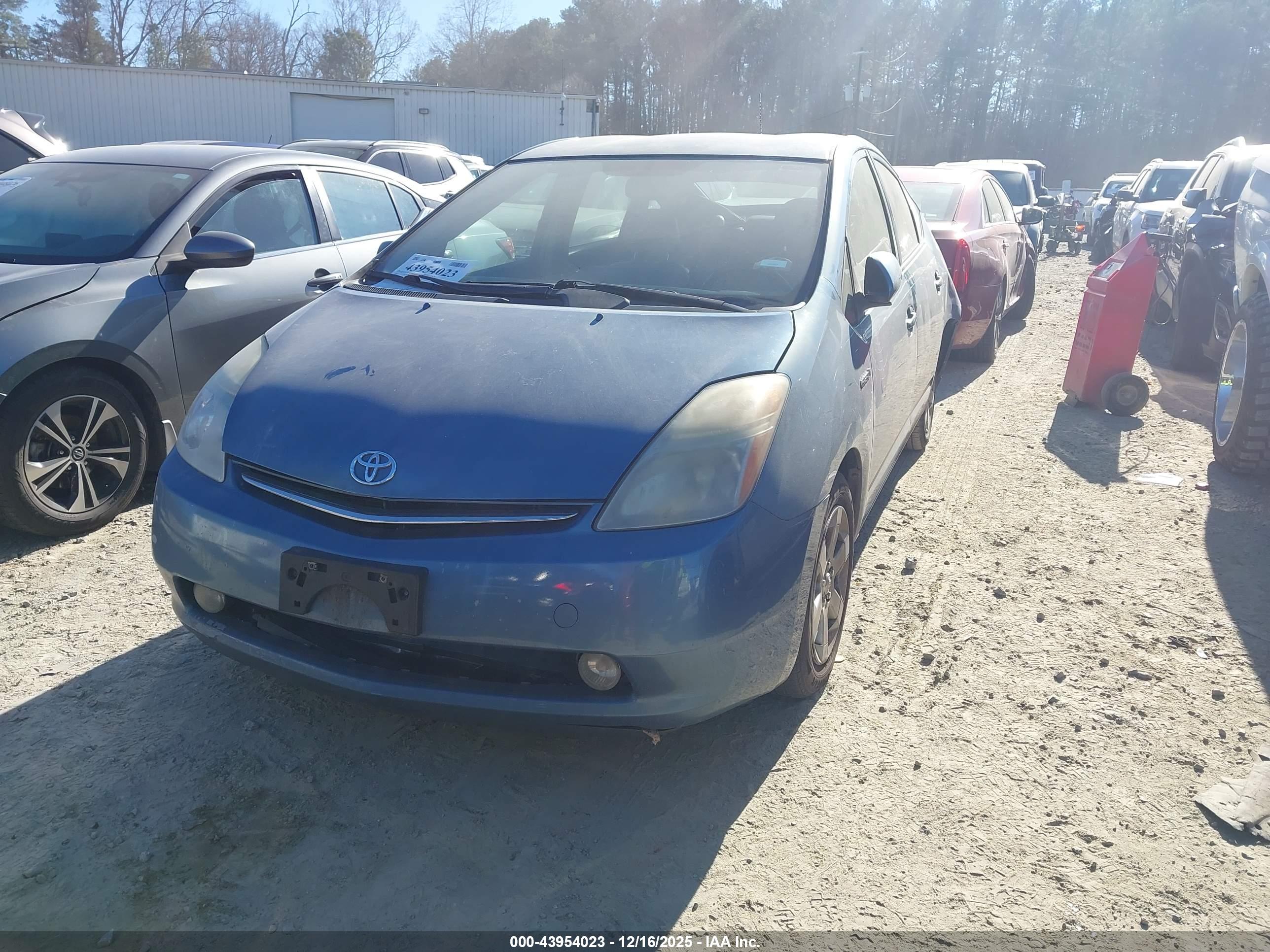 TOYOTA PRIUS image 2
