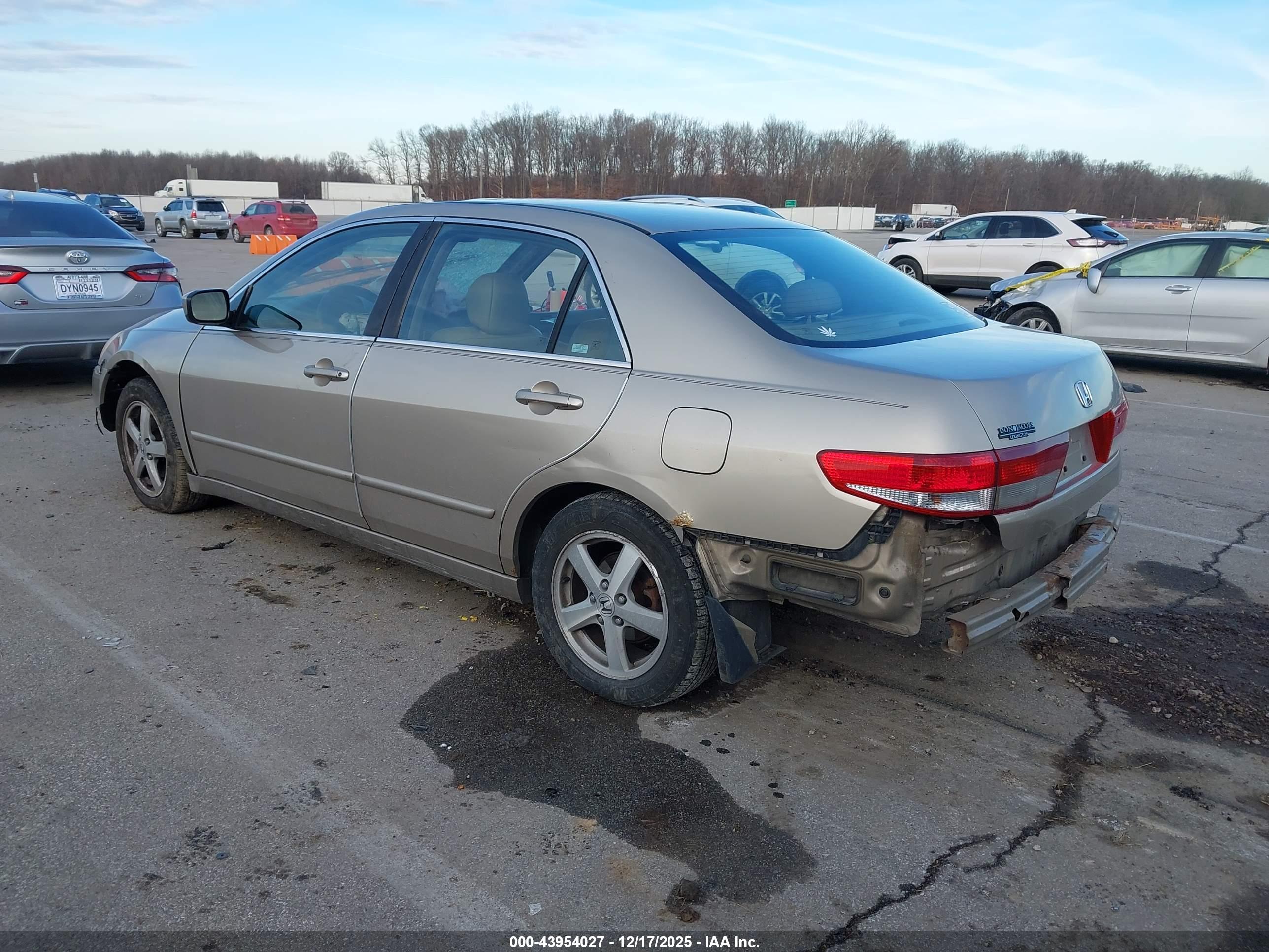 HONDA ACCORD image 3