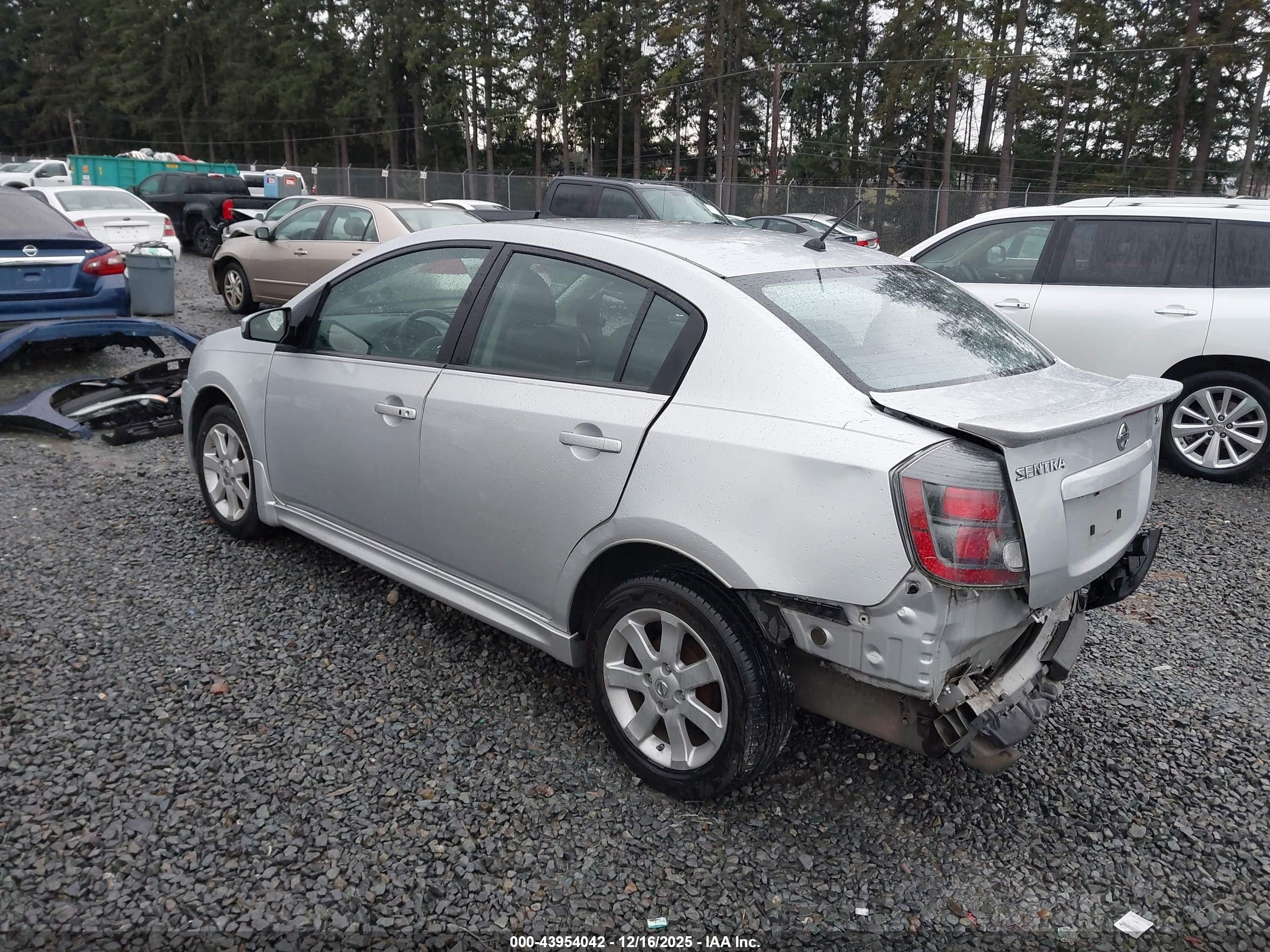 NISSAN SENTRA image 3