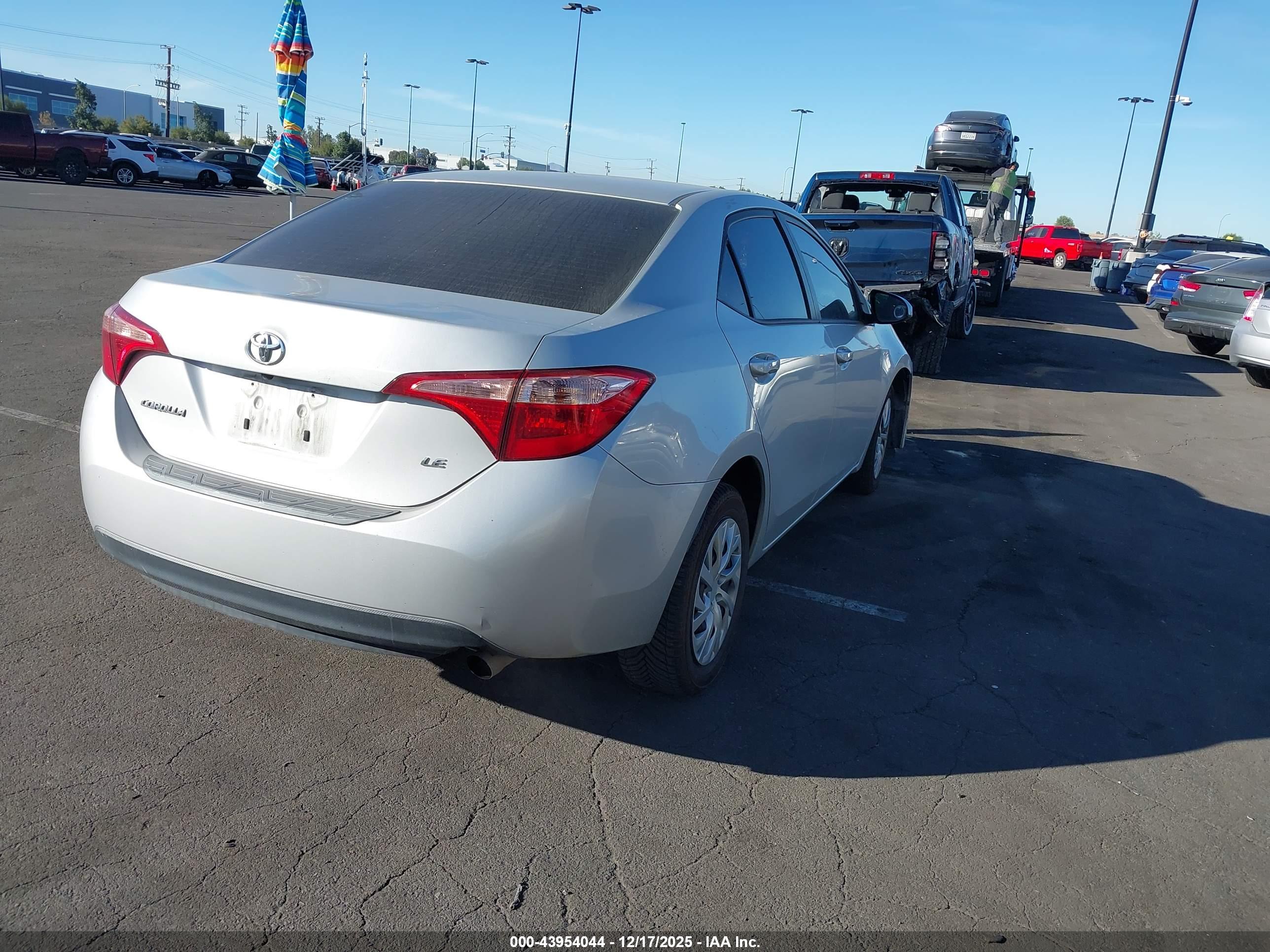 TOYOTA COROLLA image 4