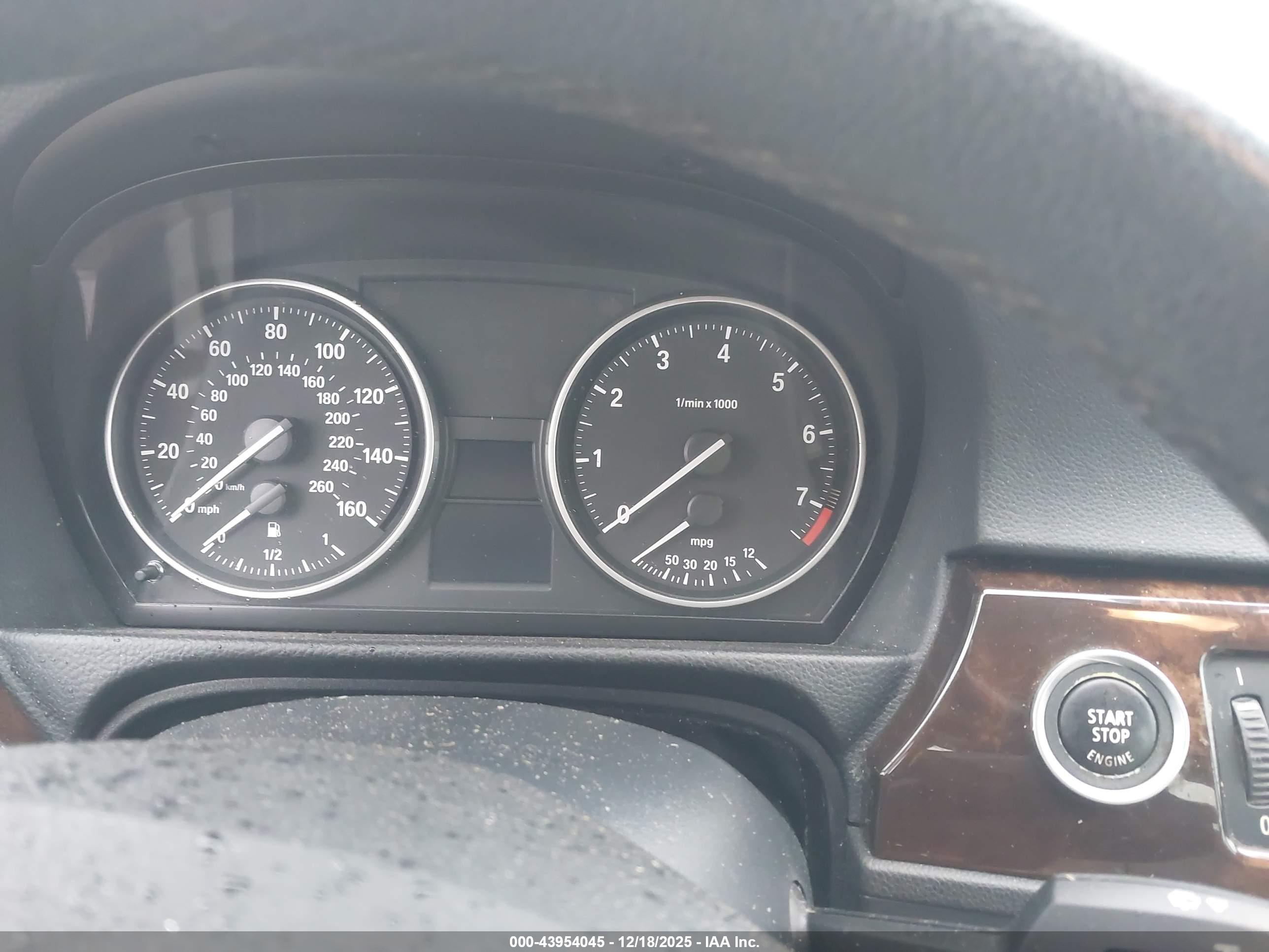 BMW 328I image 7
