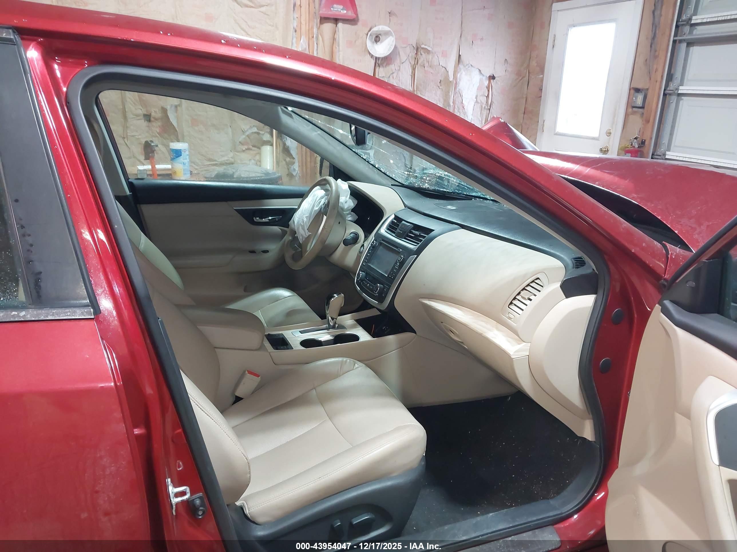 NISSAN ALTIMA image 5