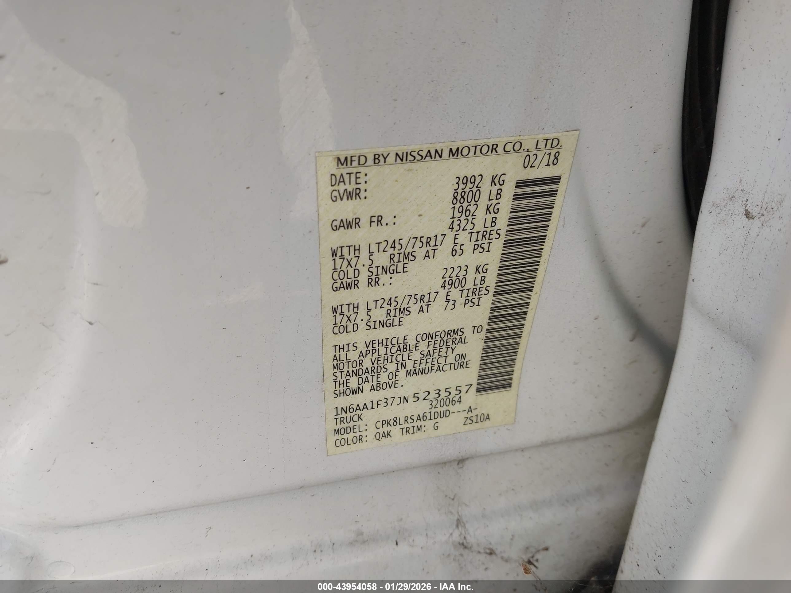 NISSAN TITAN image 9