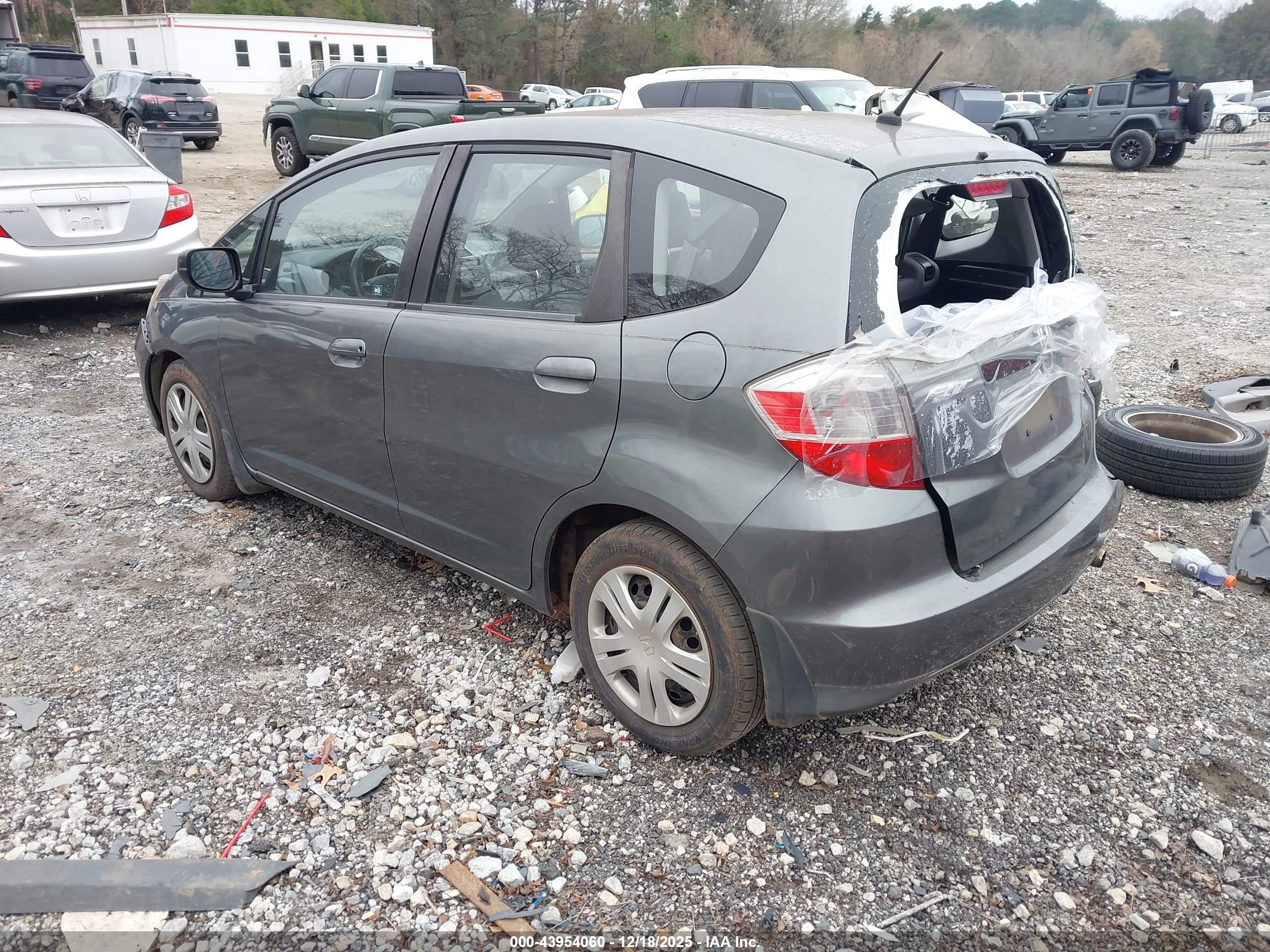 HONDA FIT image 3
