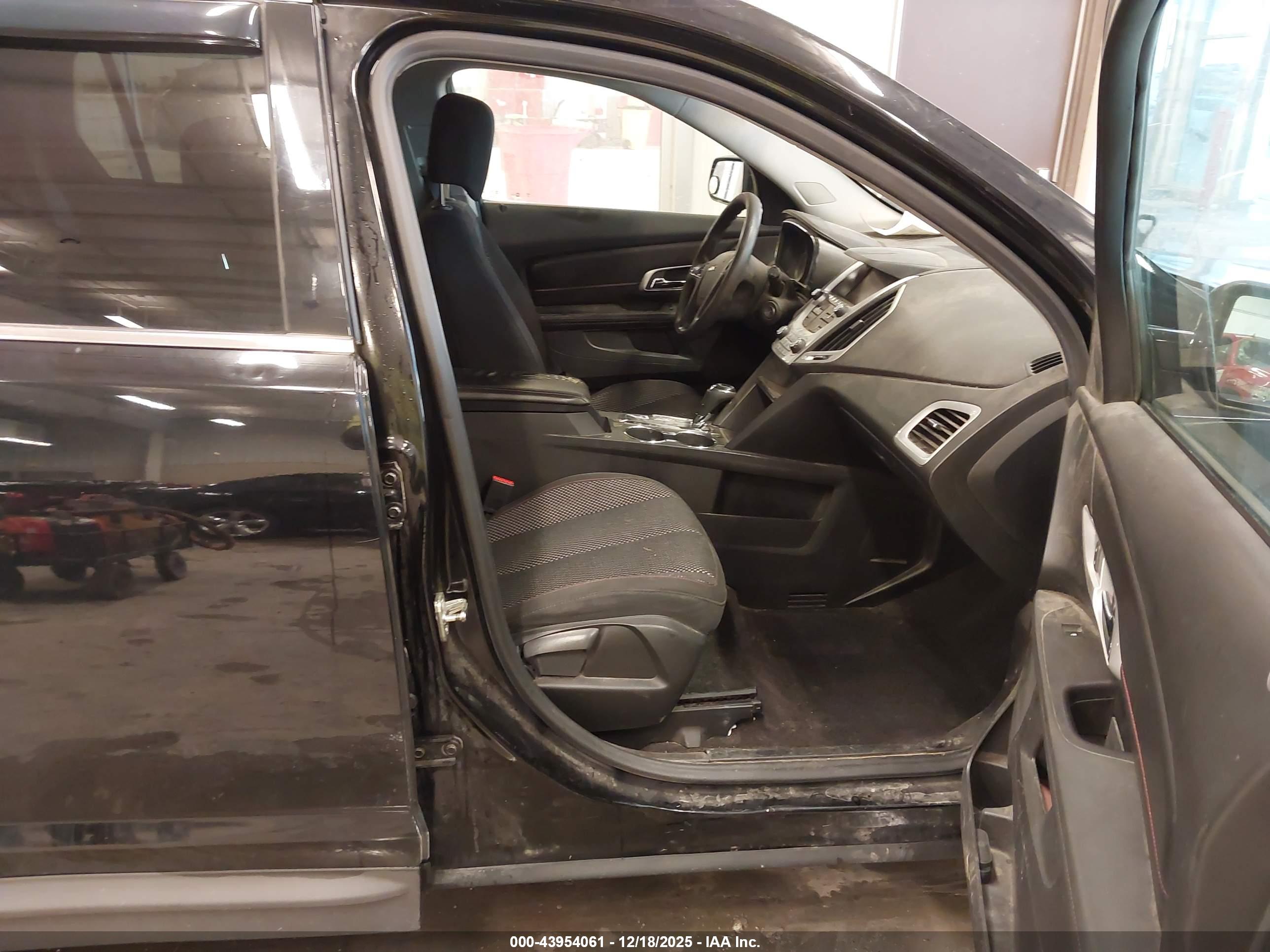 GMC TERRAIN image 5