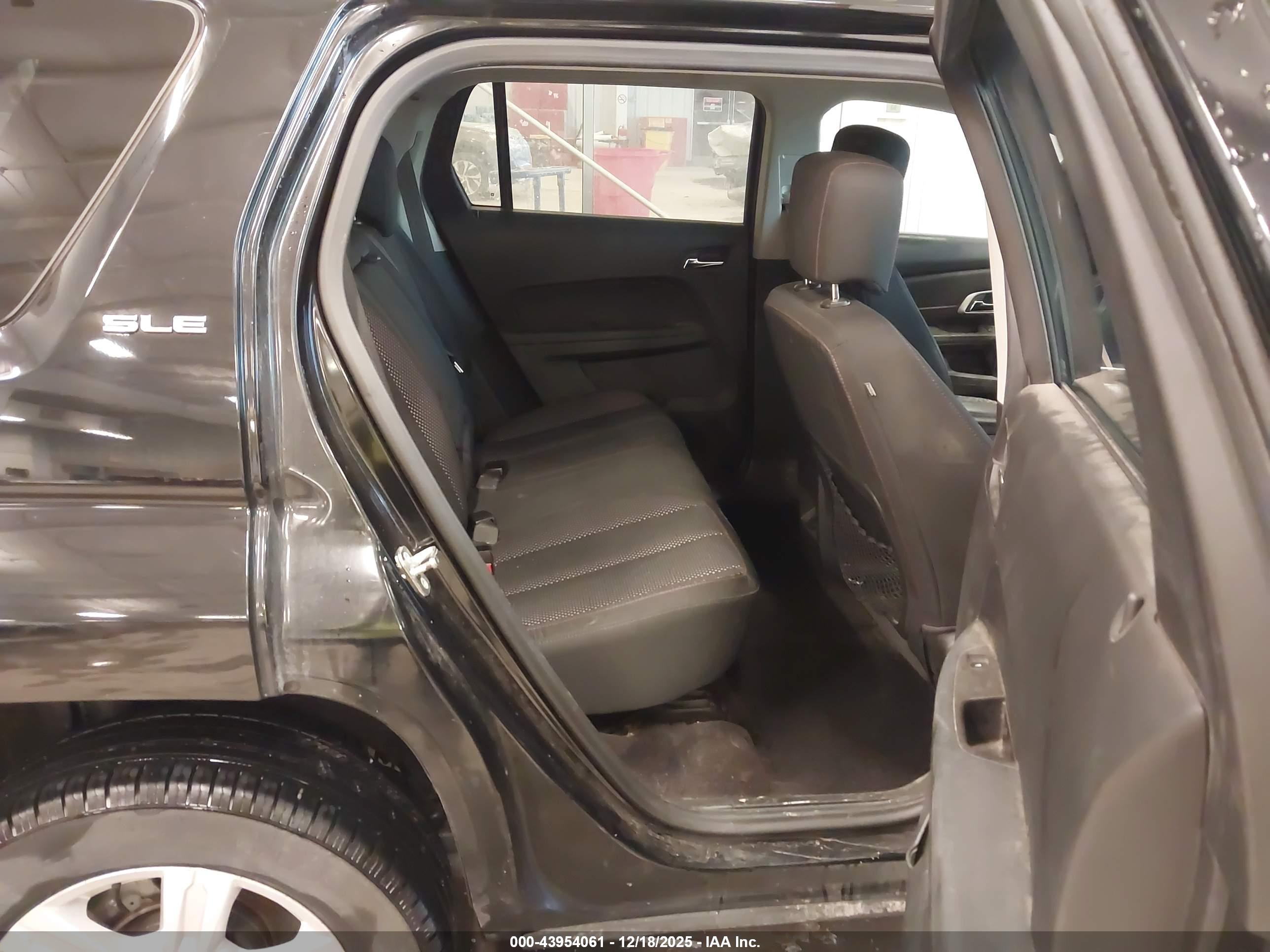 GMC TERRAIN image 8