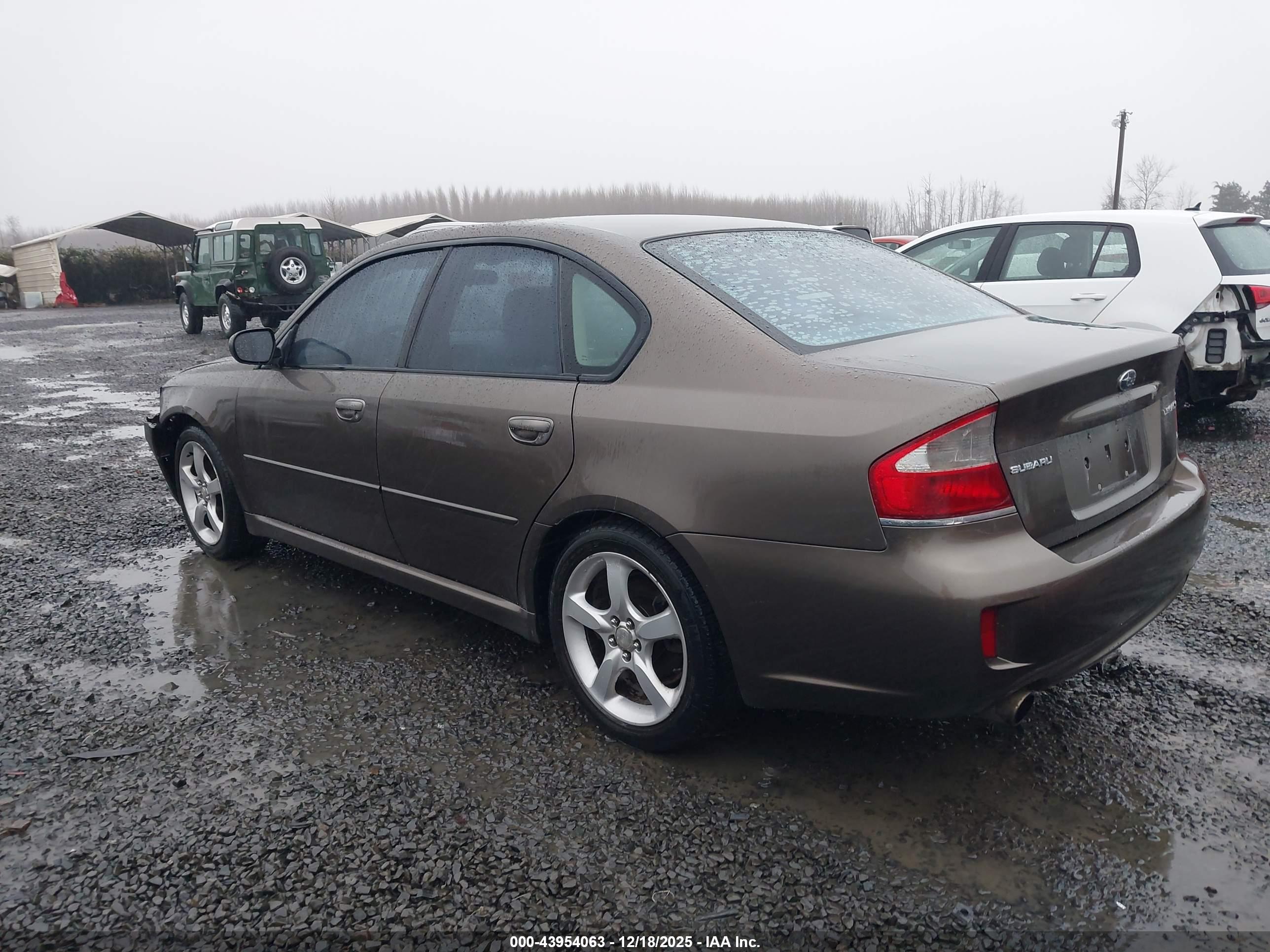 SUBARU LEGACY image 3