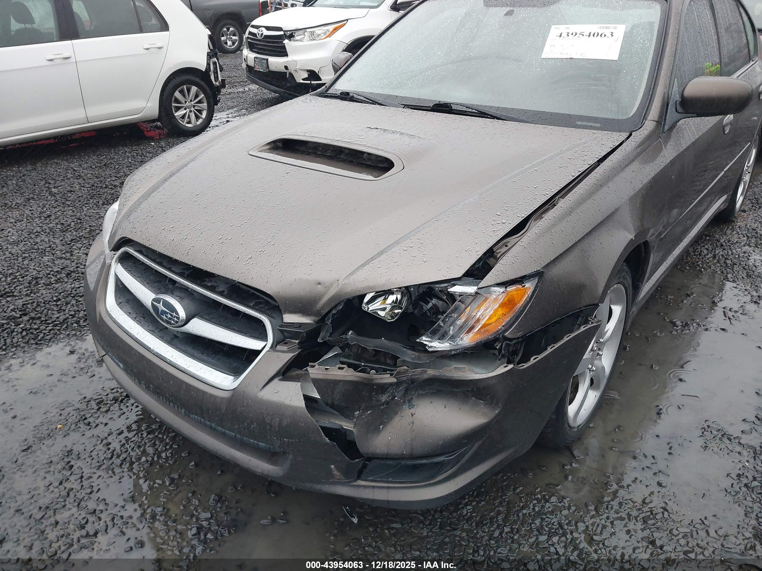SUBARU LEGACY image 6