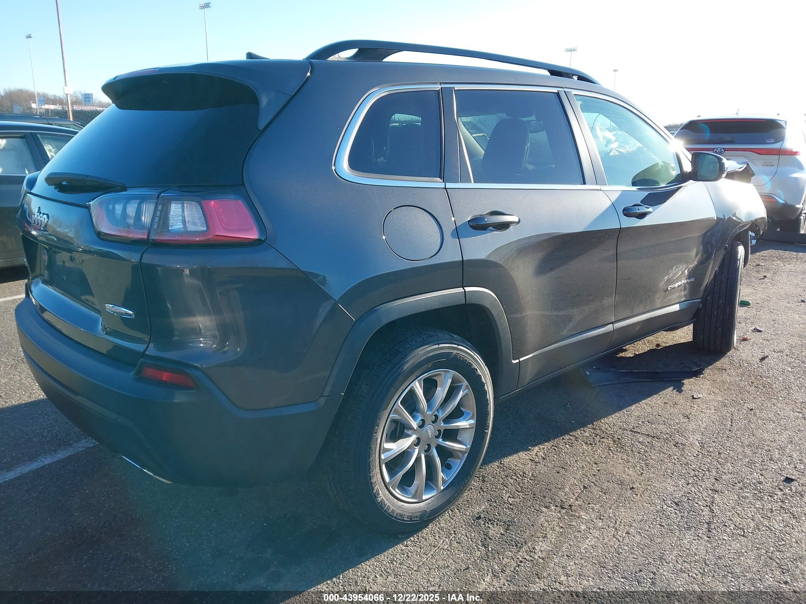 JEEP CHEROKEE image 4