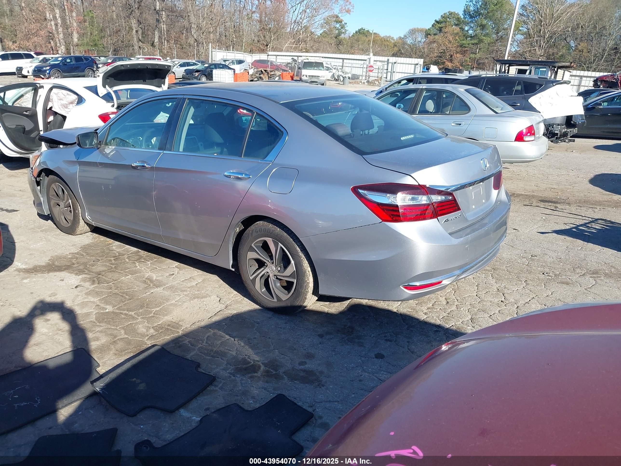 HONDA ACCORD image 3
