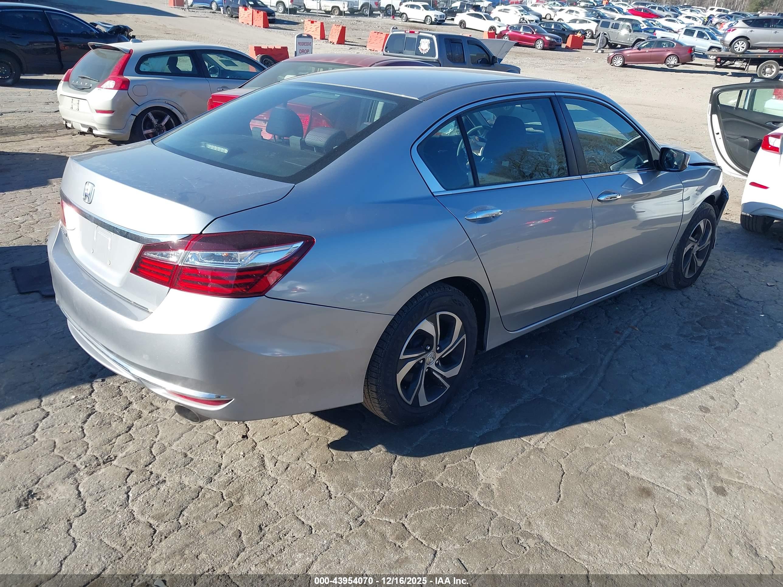 HONDA ACCORD image 4