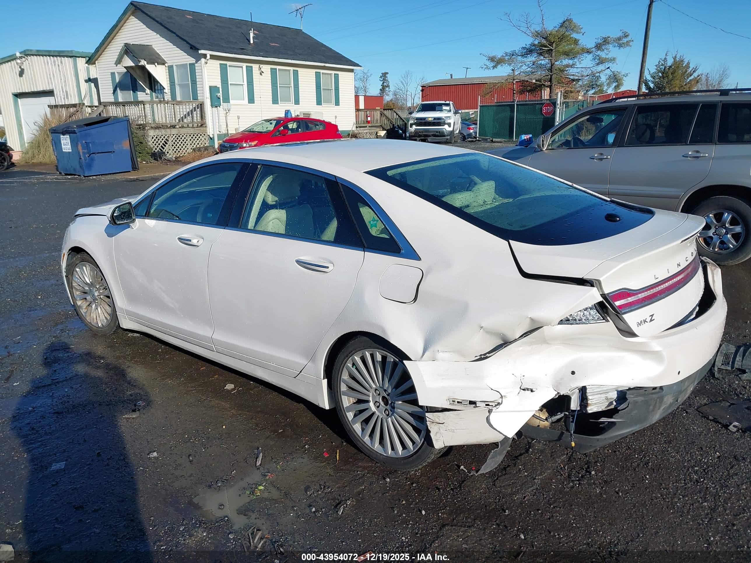 LINCOLN MKZ image 3