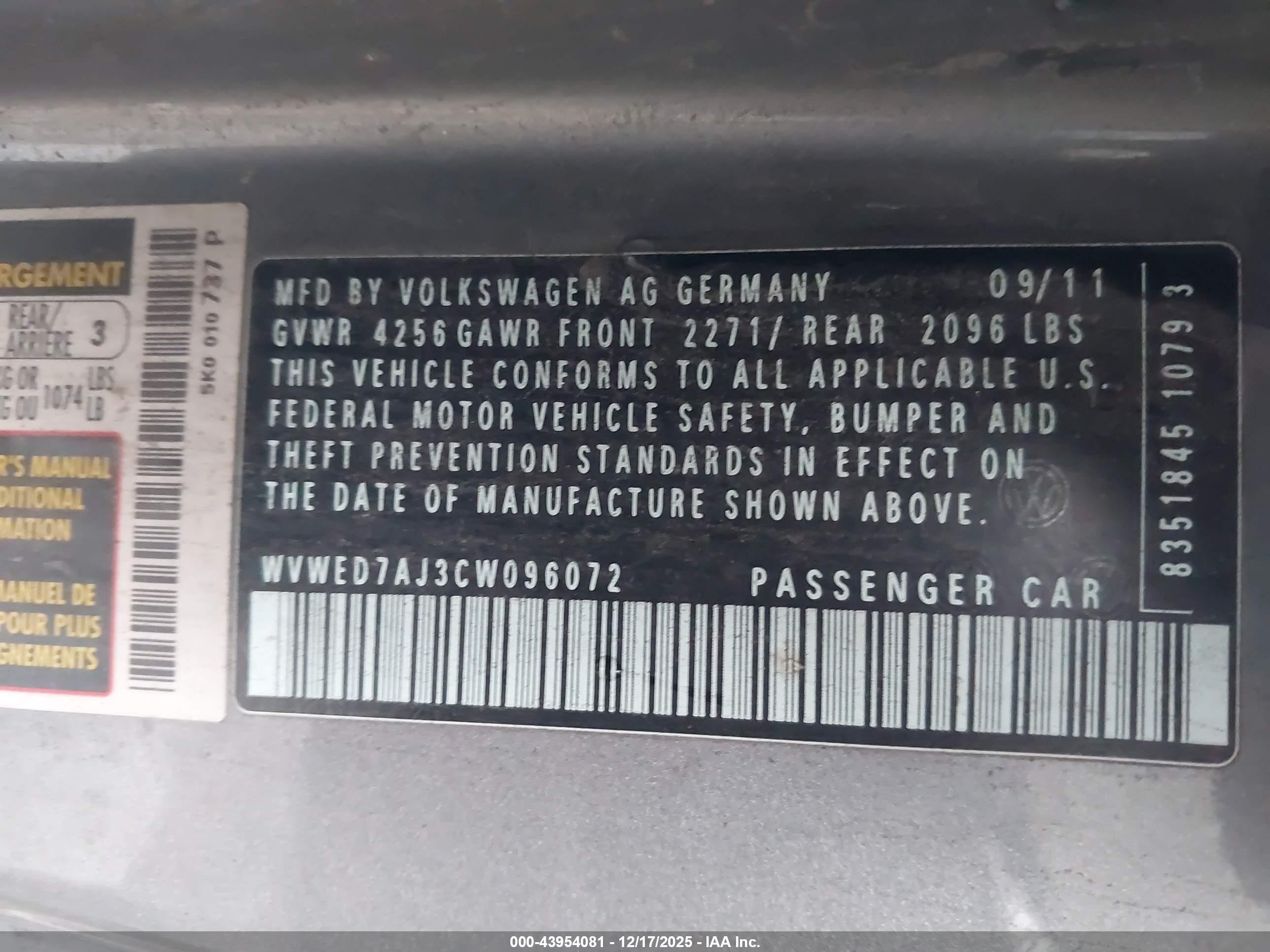 VOLKSWAGEN GTI image 9