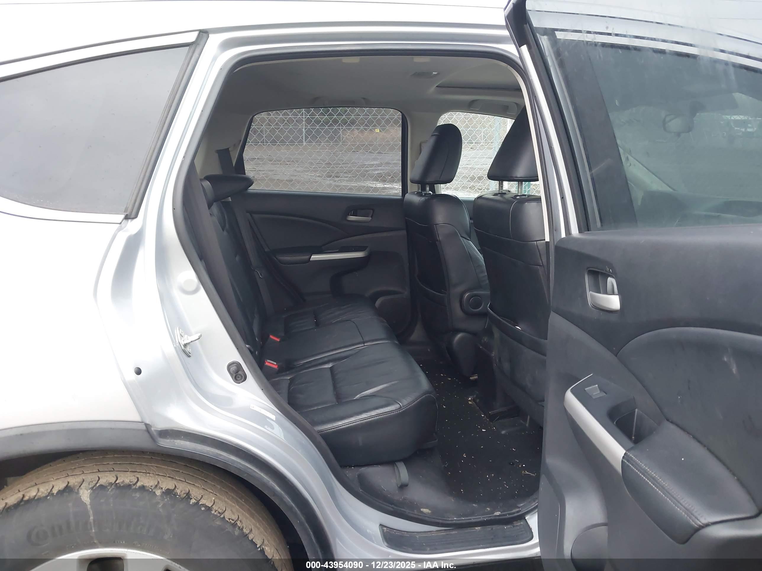 HONDA CR-V image 8