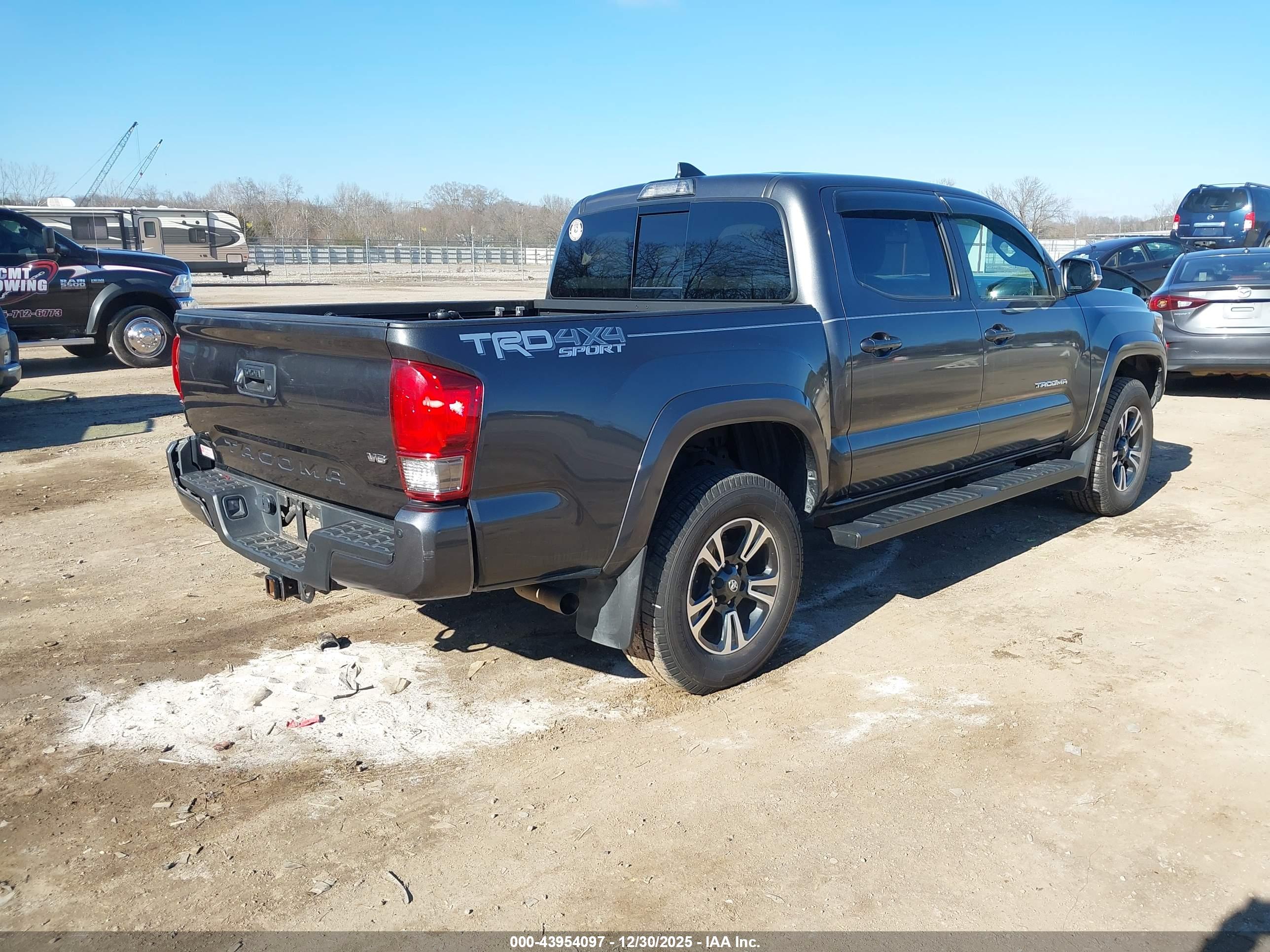 TOYOTA TACOMA image 4