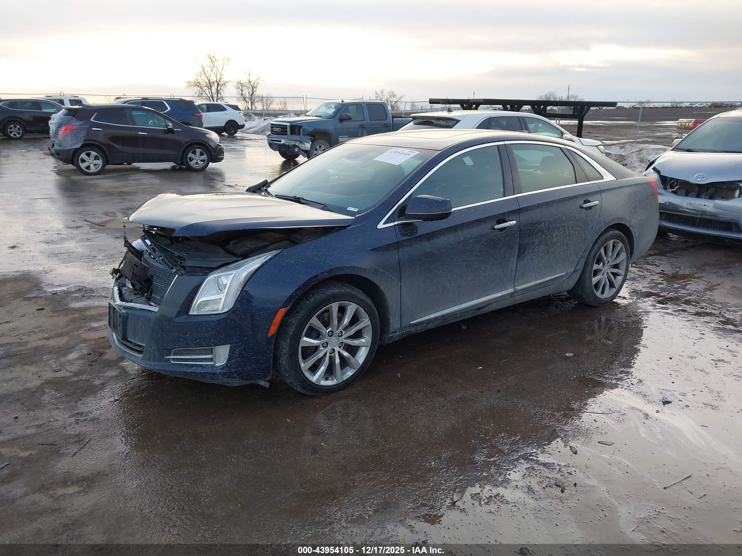 CADILLAC XTS image 2
