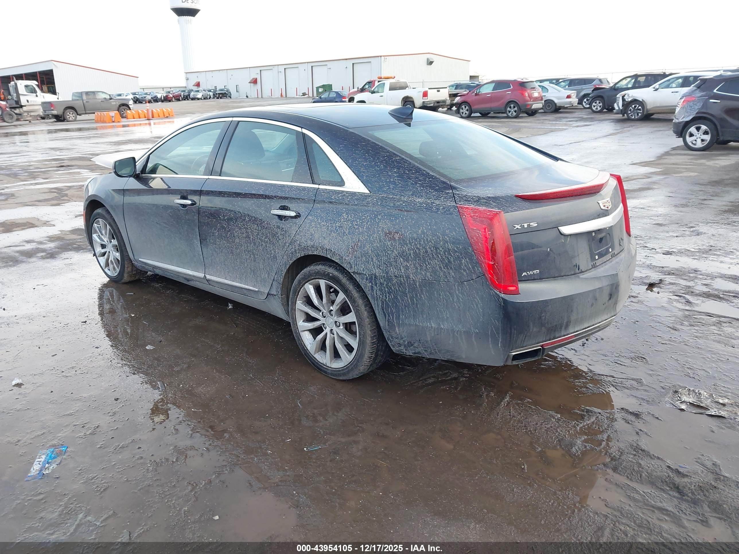 CADILLAC XTS image 3