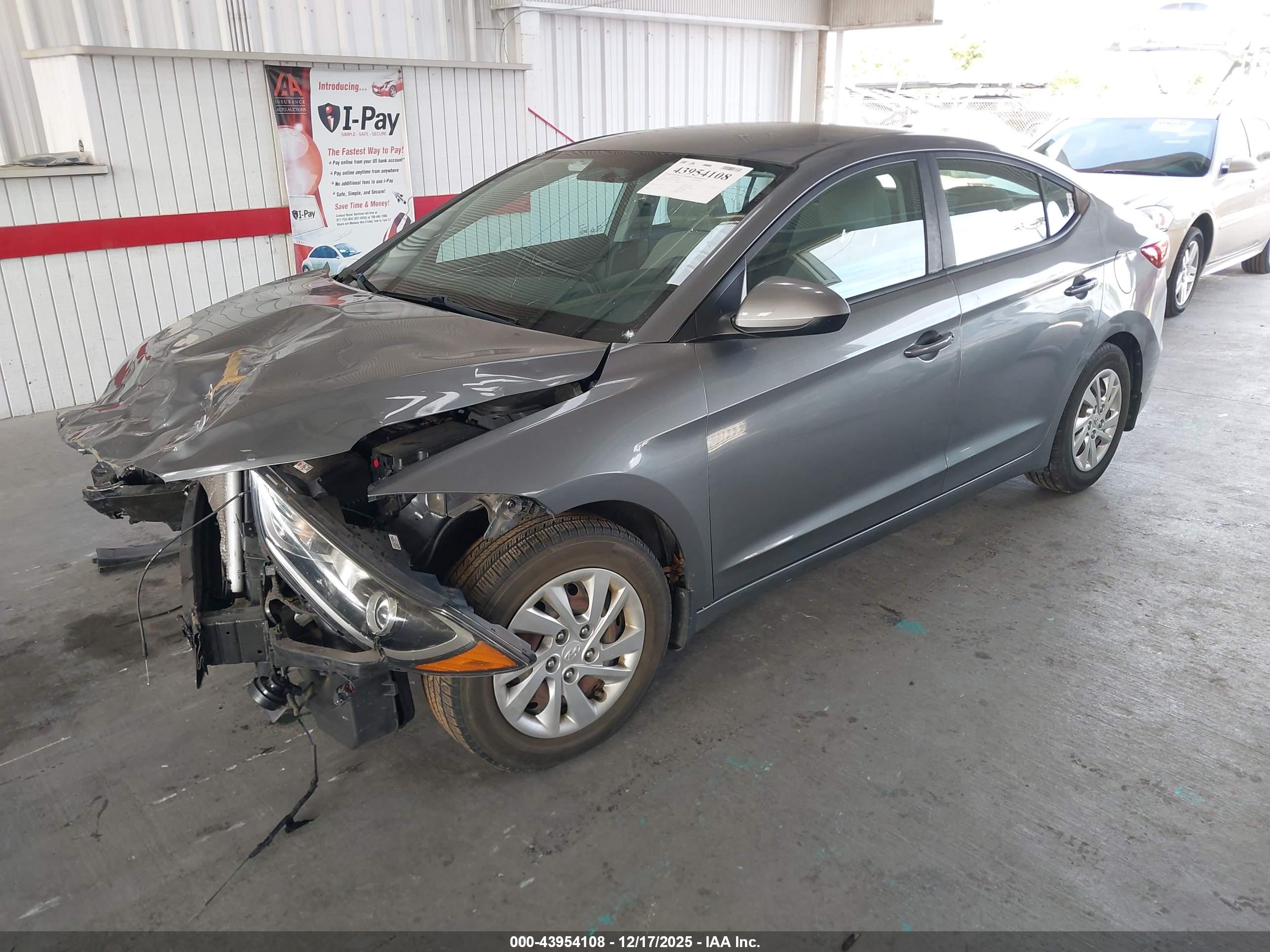 HYUNDAI ELANTRA image 2
