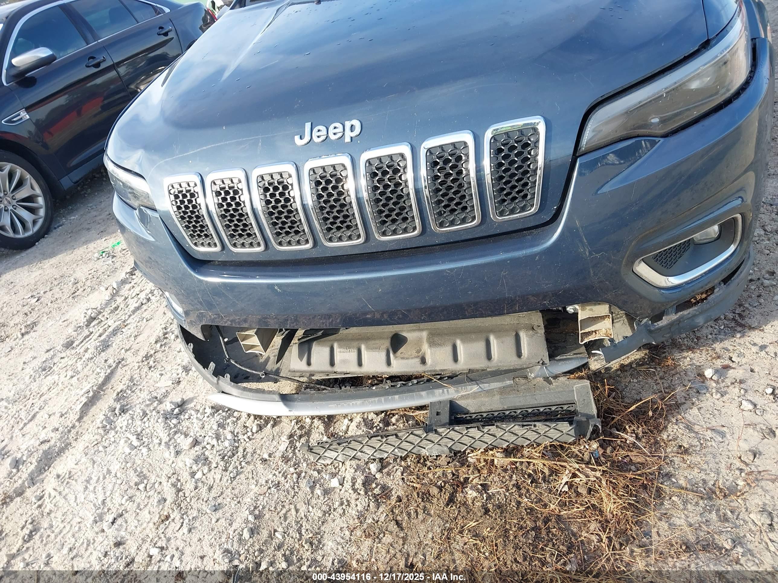 JEEP CHEROKEE image 6