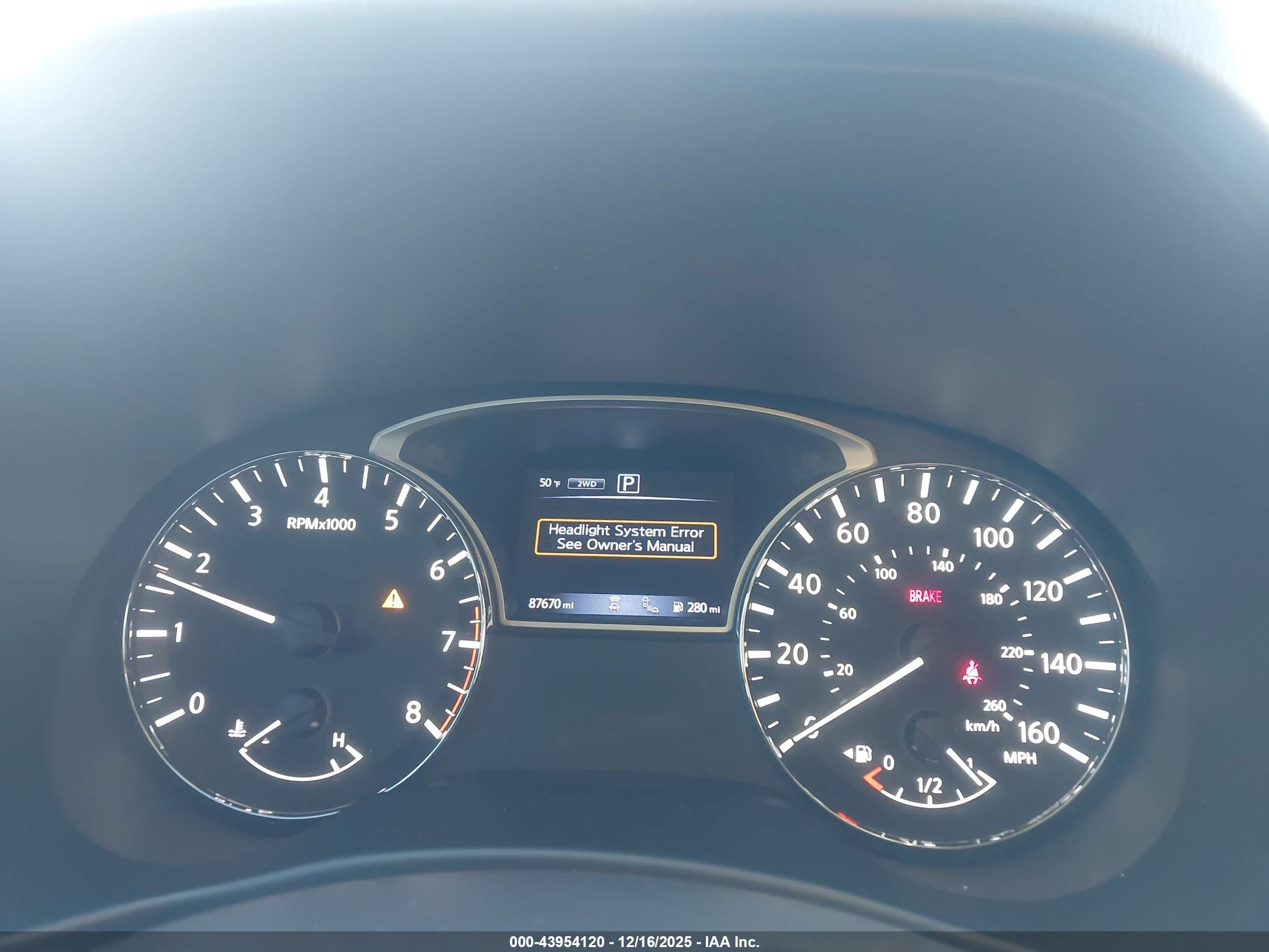 NISSAN PATHFINDER image 7