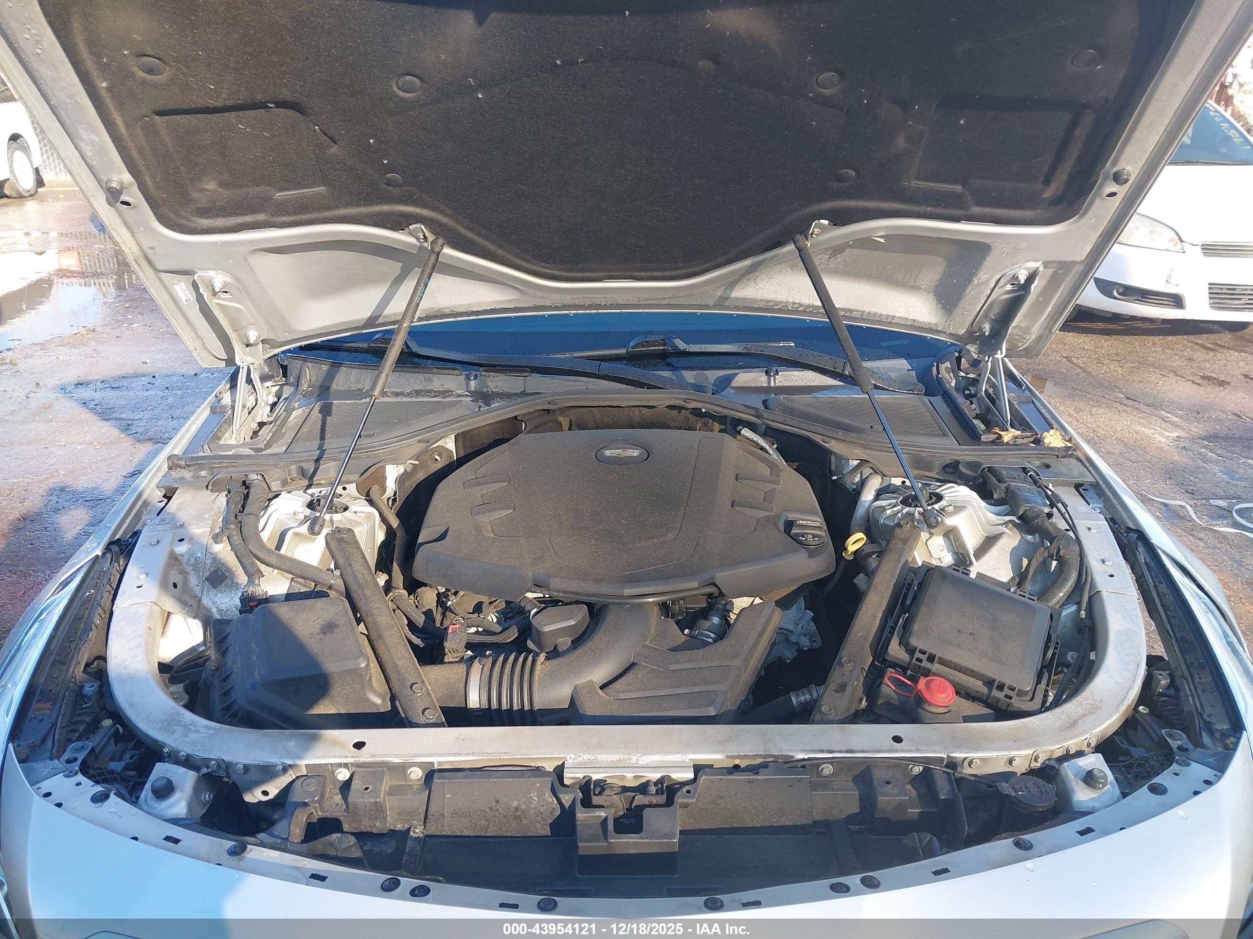 CADILLAC CT6 image 10