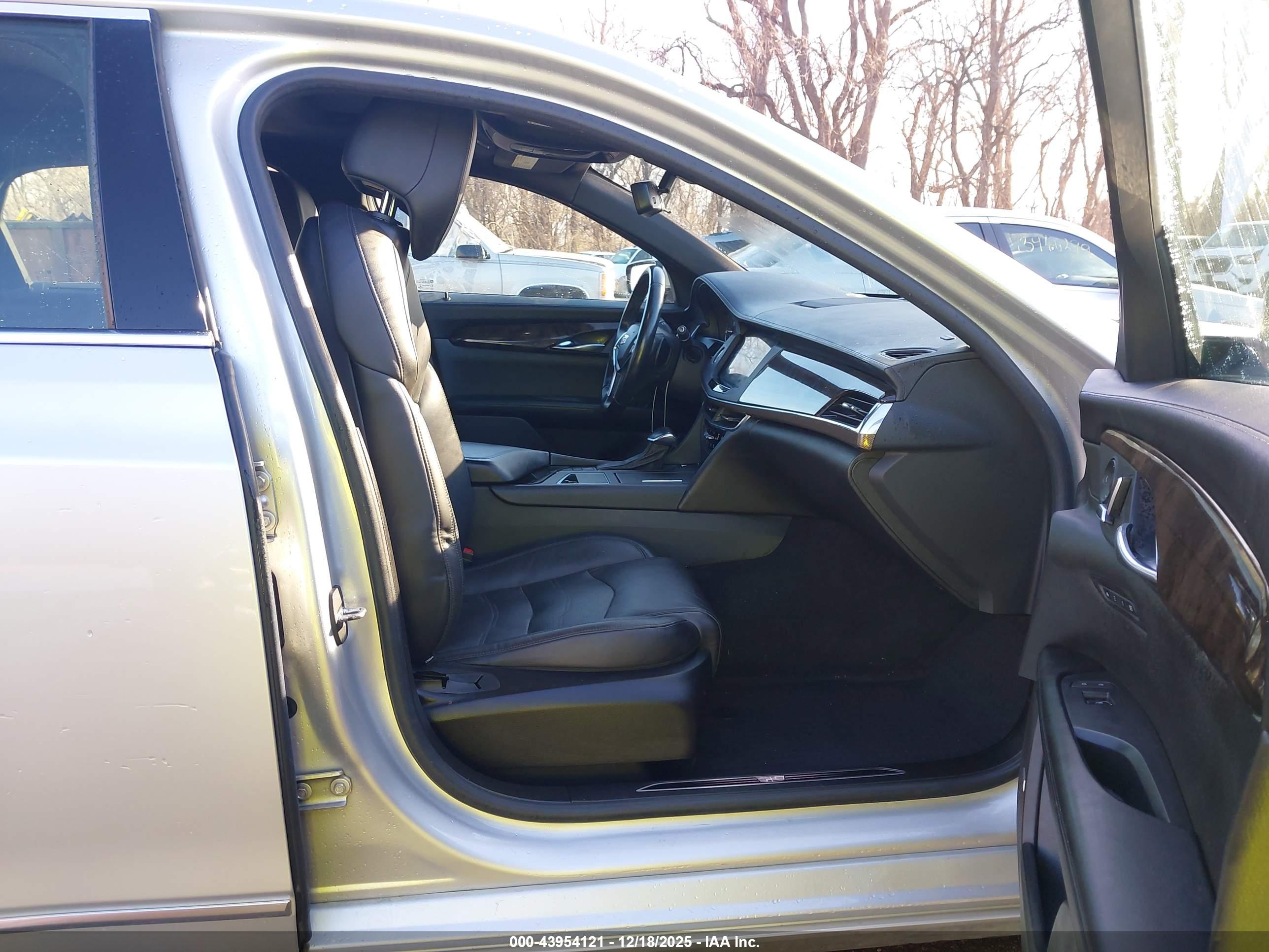 CADILLAC CT6 image 5