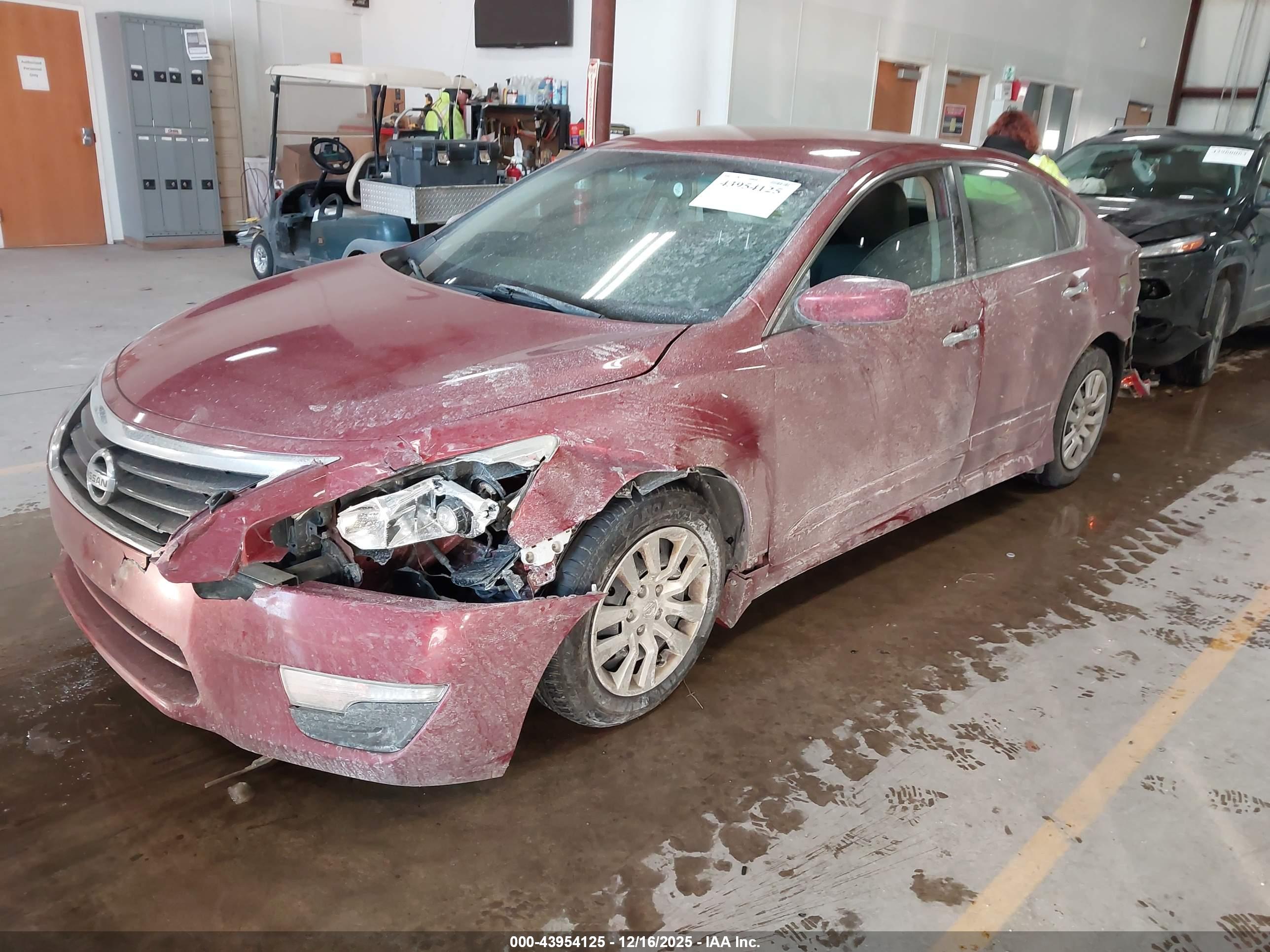 NISSAN ALTIMA image 2