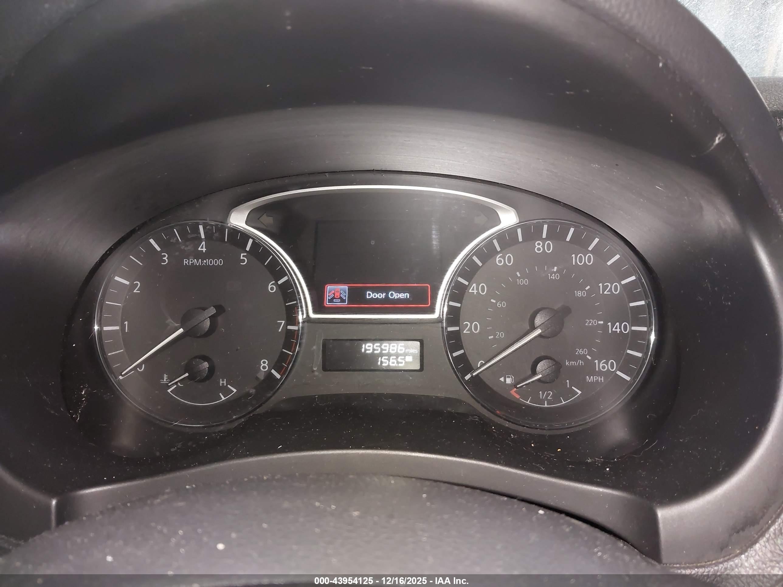 NISSAN ALTIMA image 7