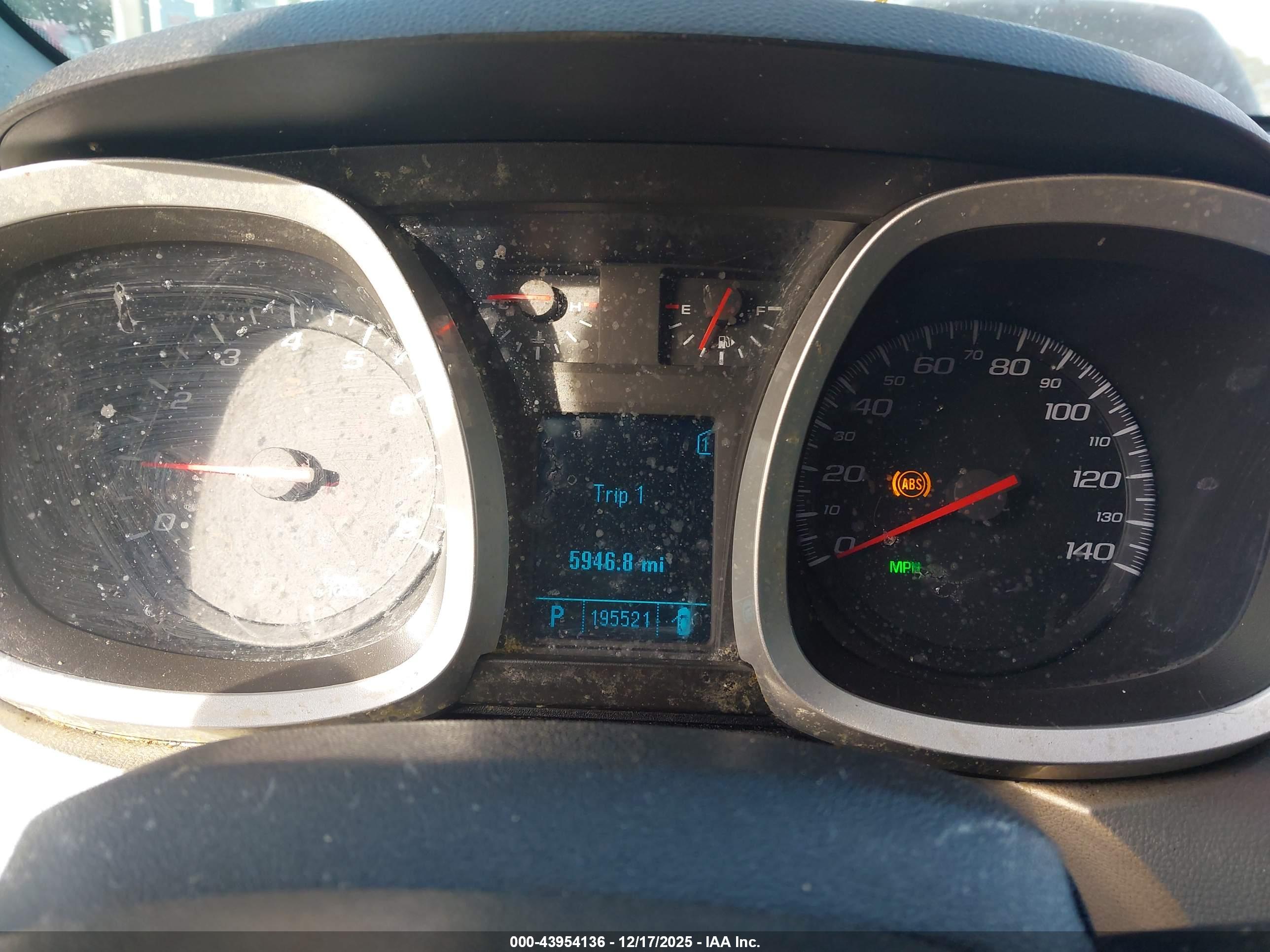 CHEVROLET EQUINOX image 7
