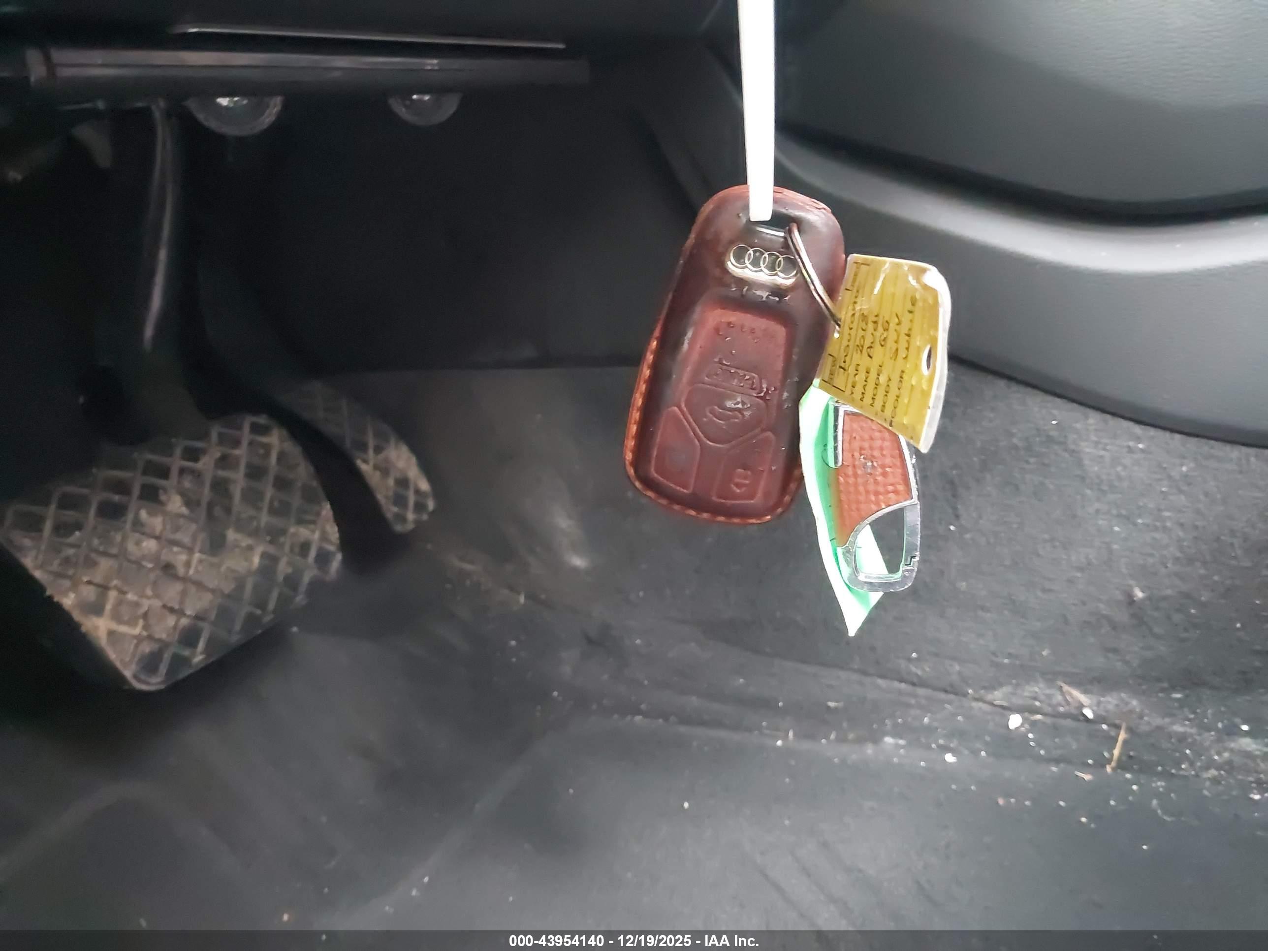 AUDI Q5 image 11