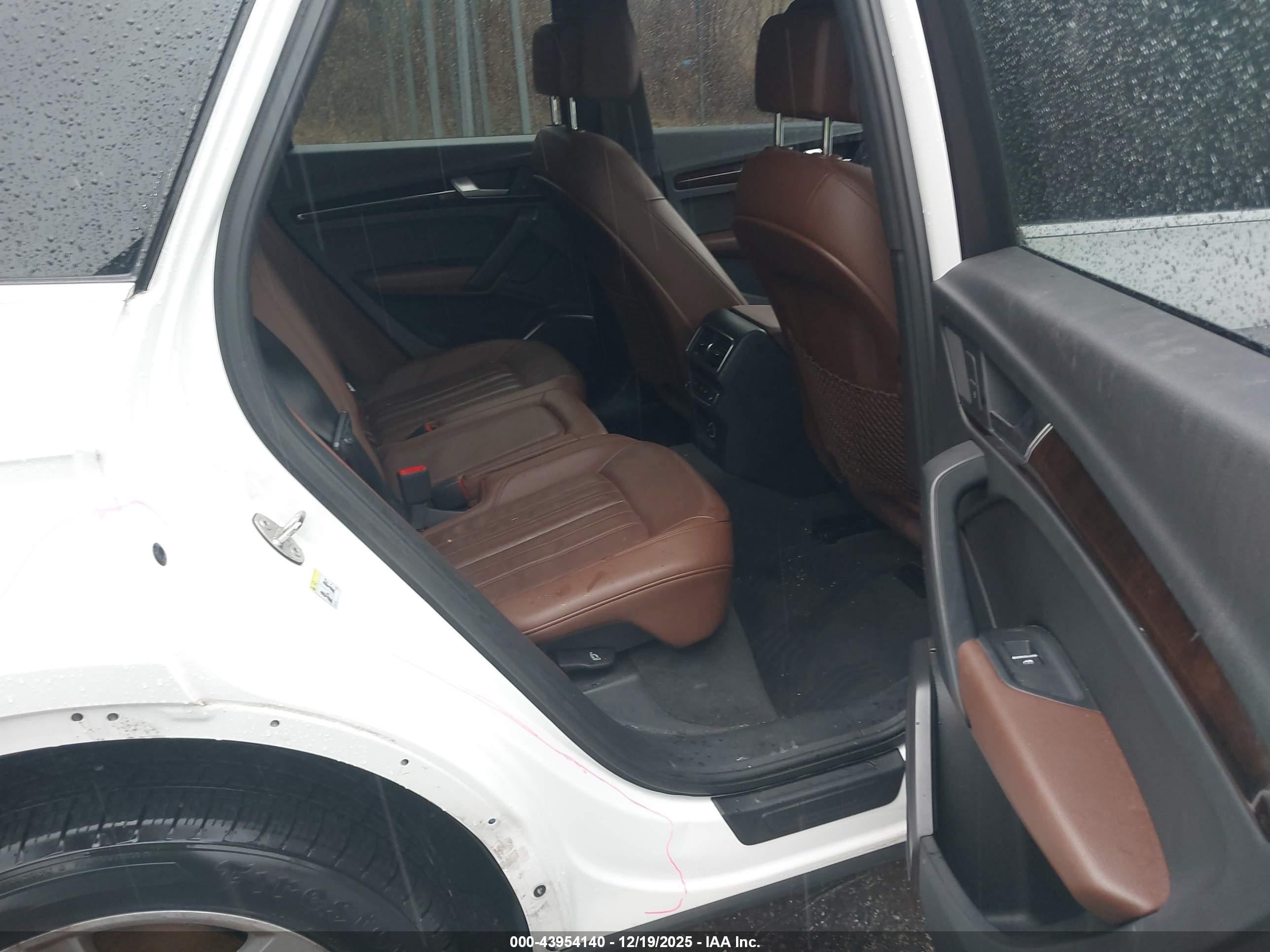 AUDI Q5 image 8