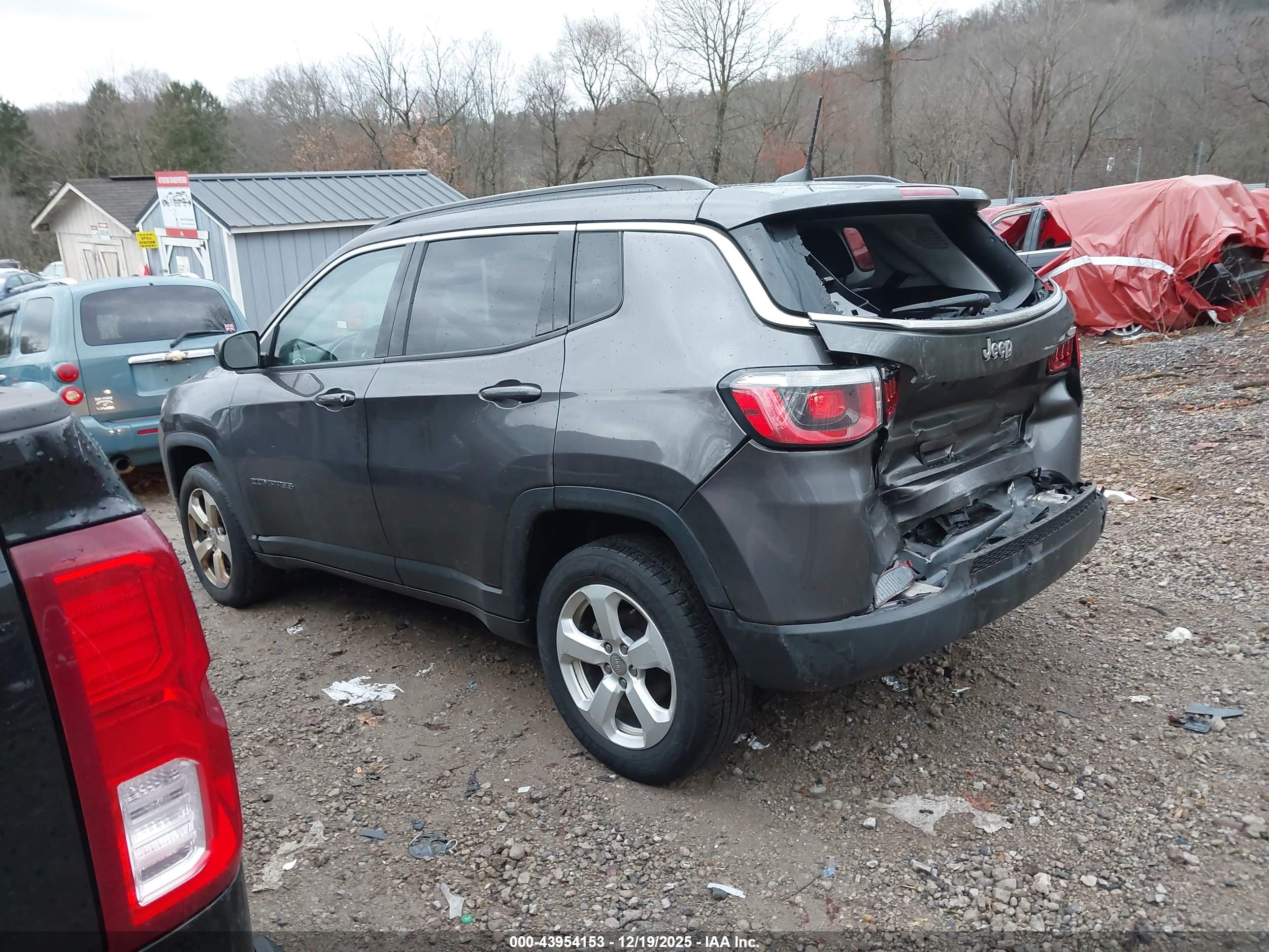 JEEP COMPASS image 3