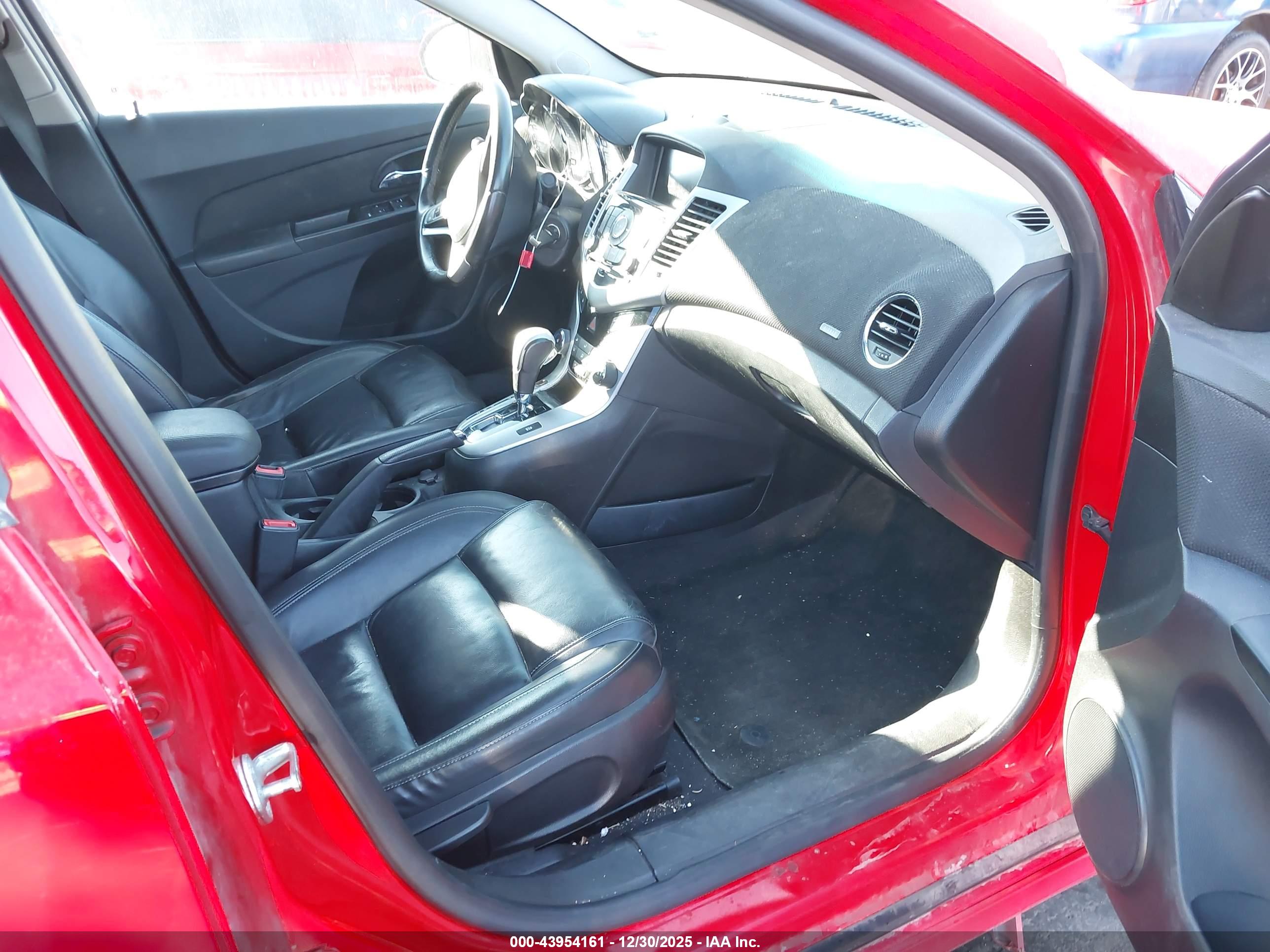 CHEVROLET CRUZE image 5