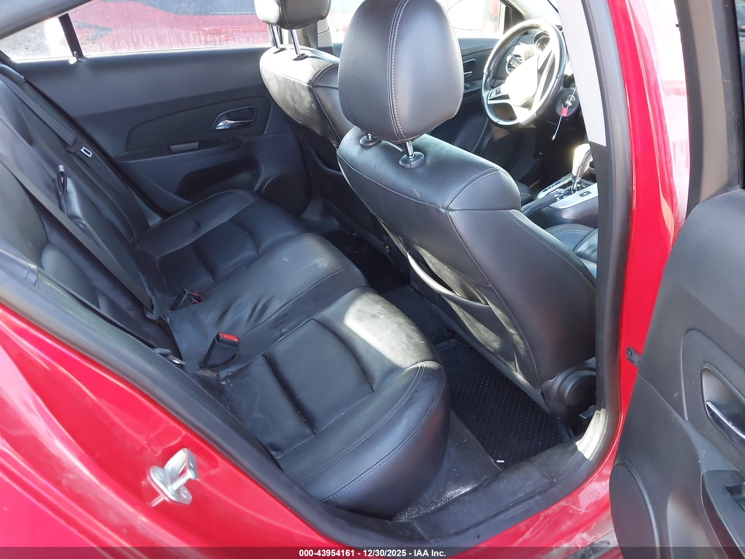 CHEVROLET CRUZE image 8
