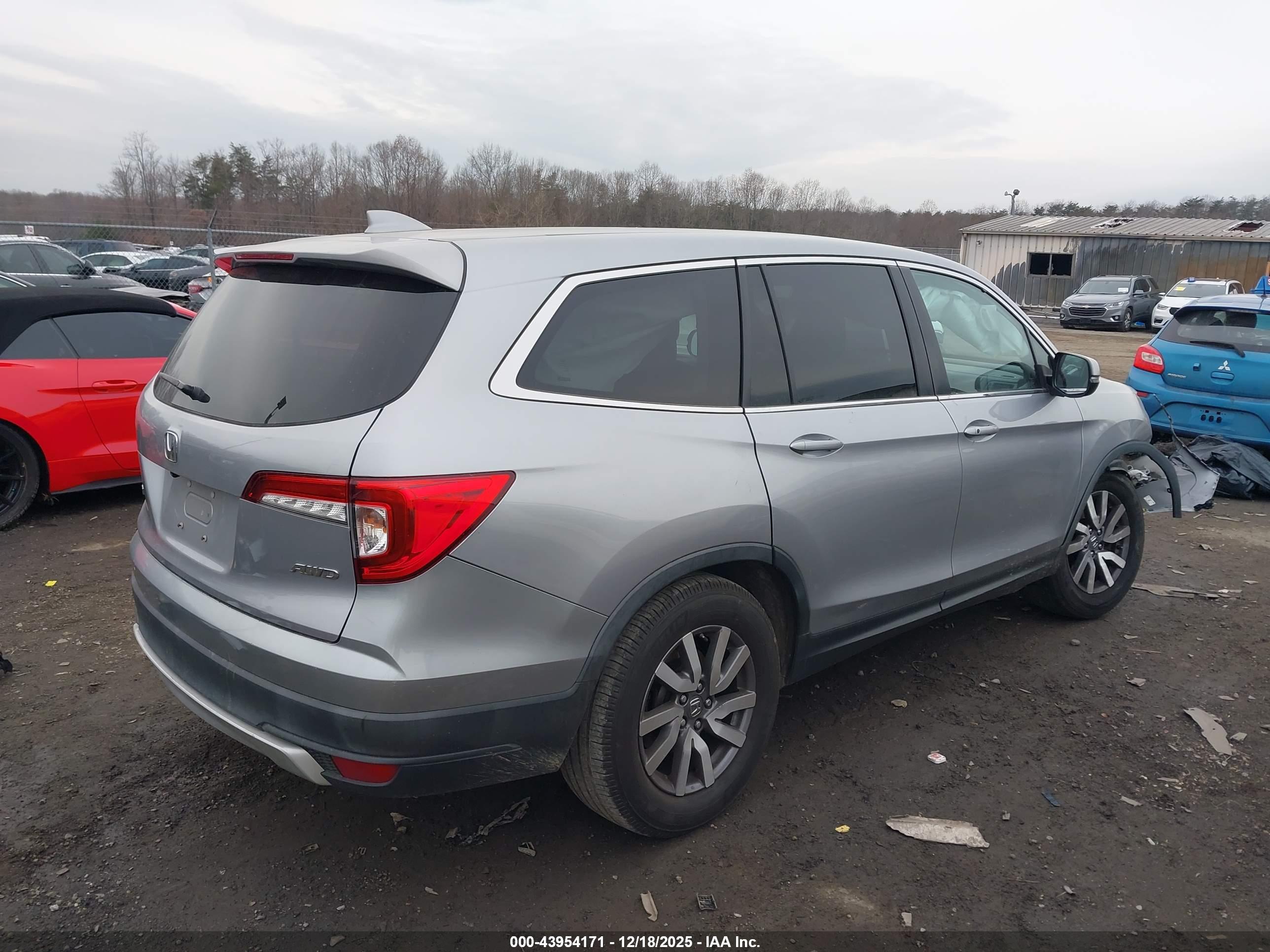 HONDA PILOT image 4