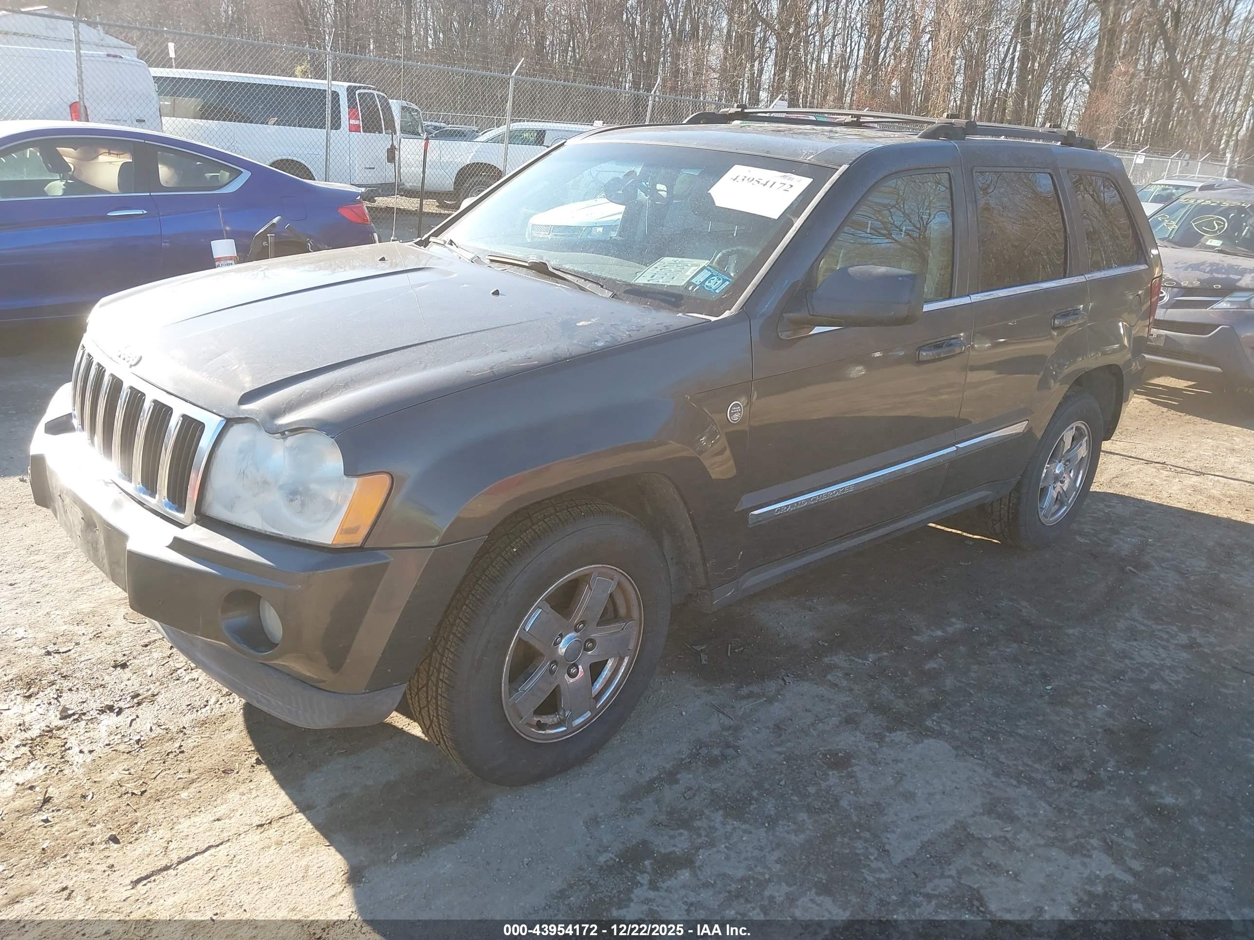 JEEP GRAND image 2