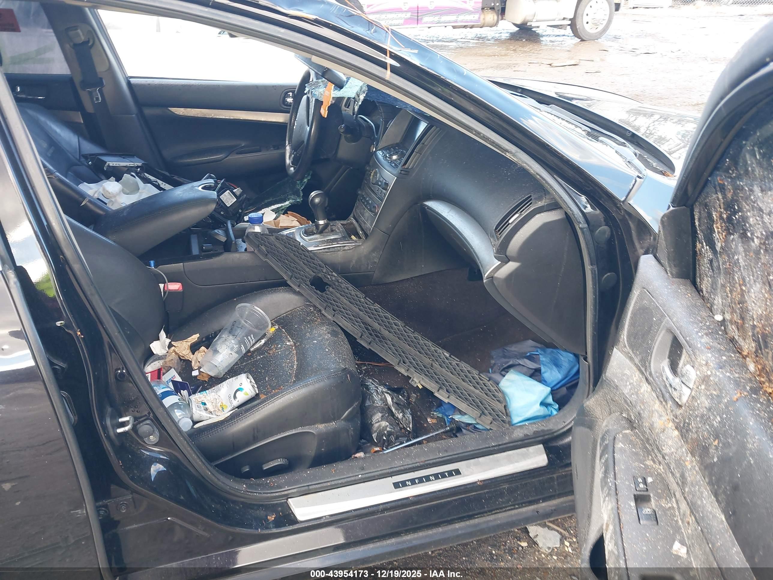 INFINITI G37X image 5